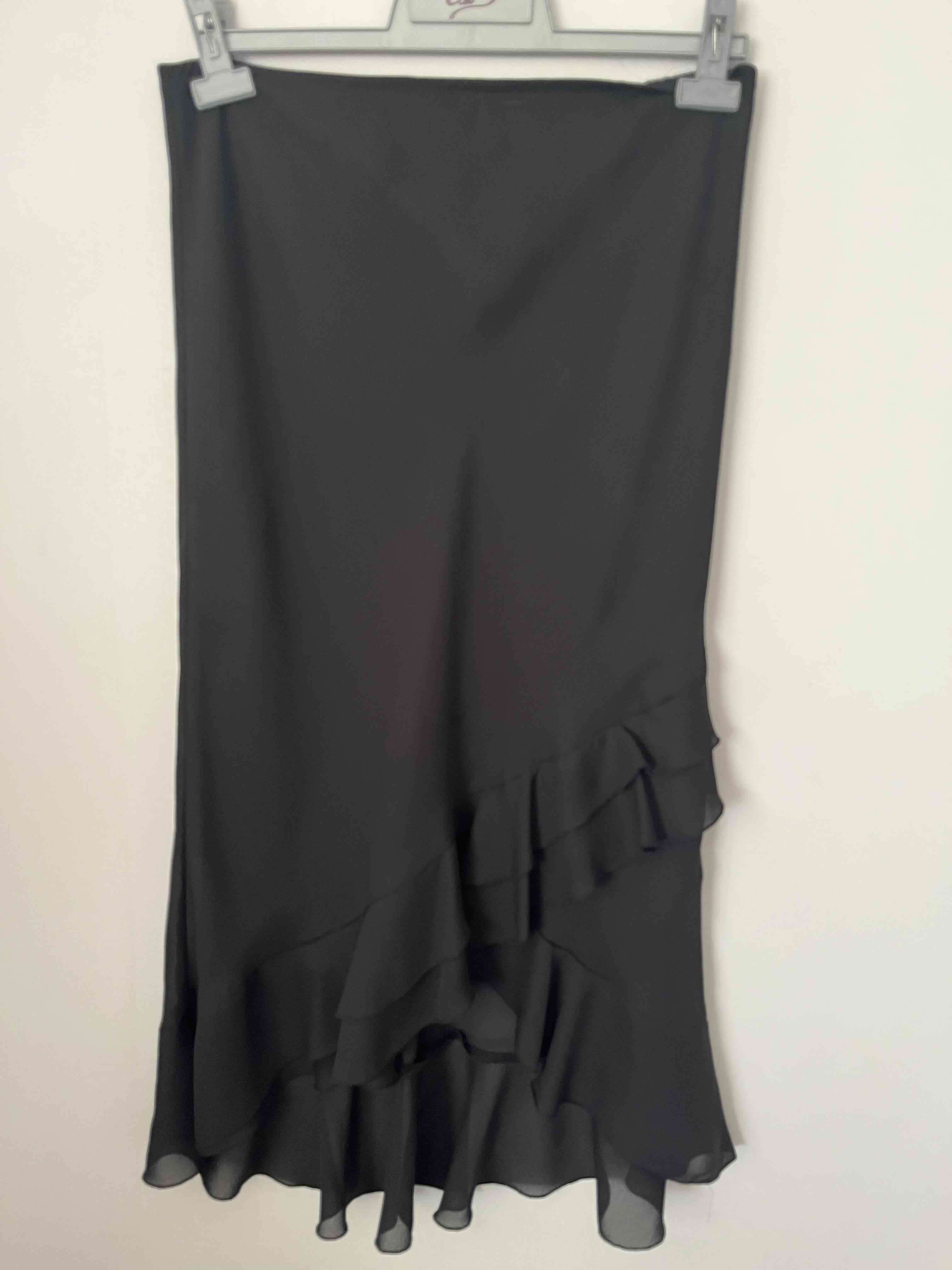 Falda negra con vuelos talla M - miniatura 2