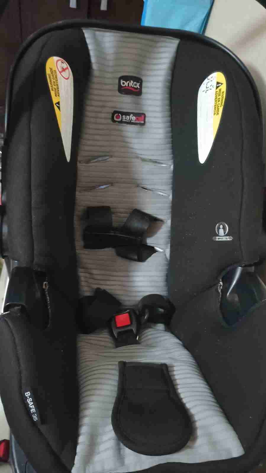 Silla de auto para bebé Britax negra - miniatura 2