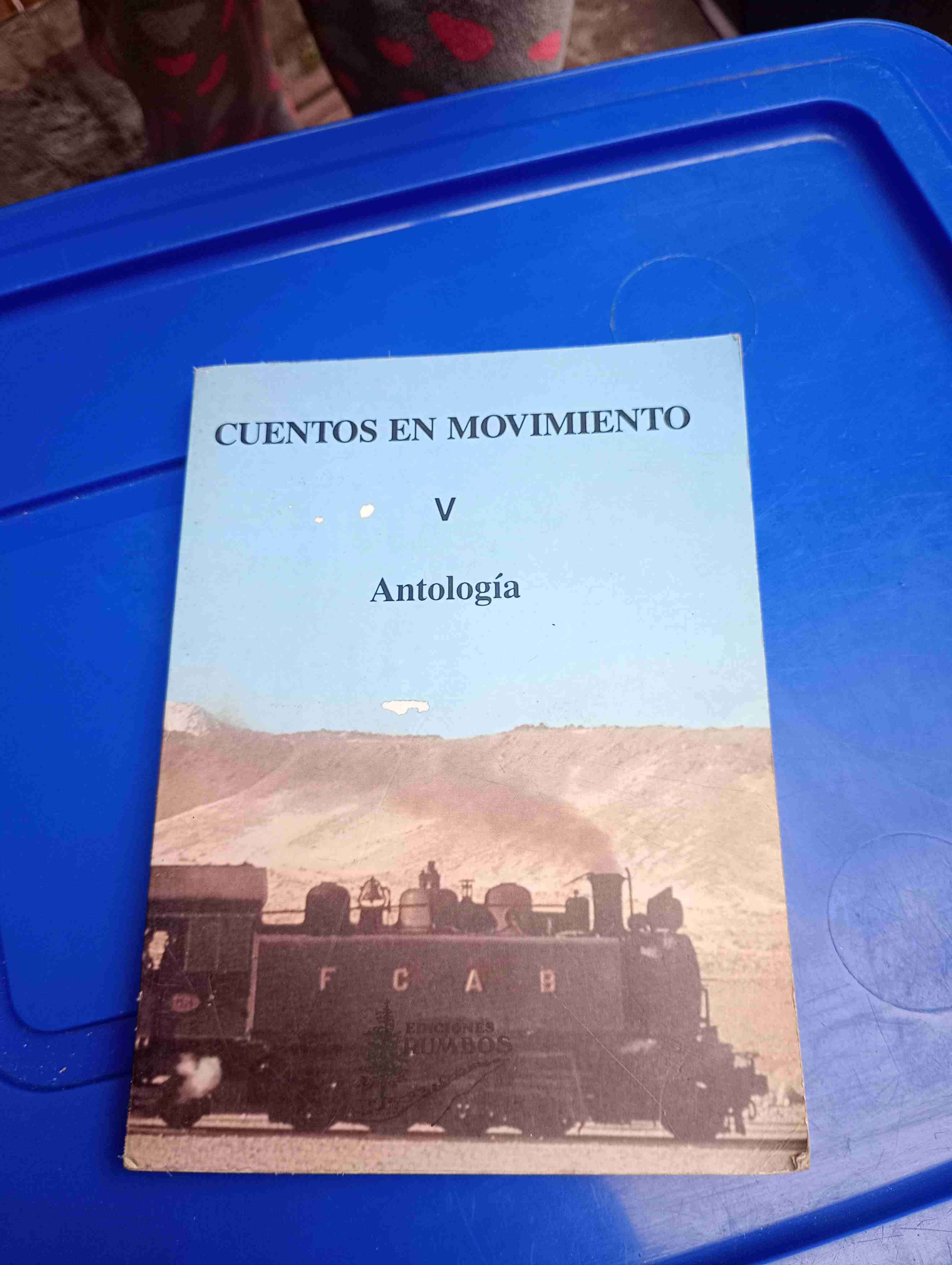 Libro Cuentos en Movimiento V
