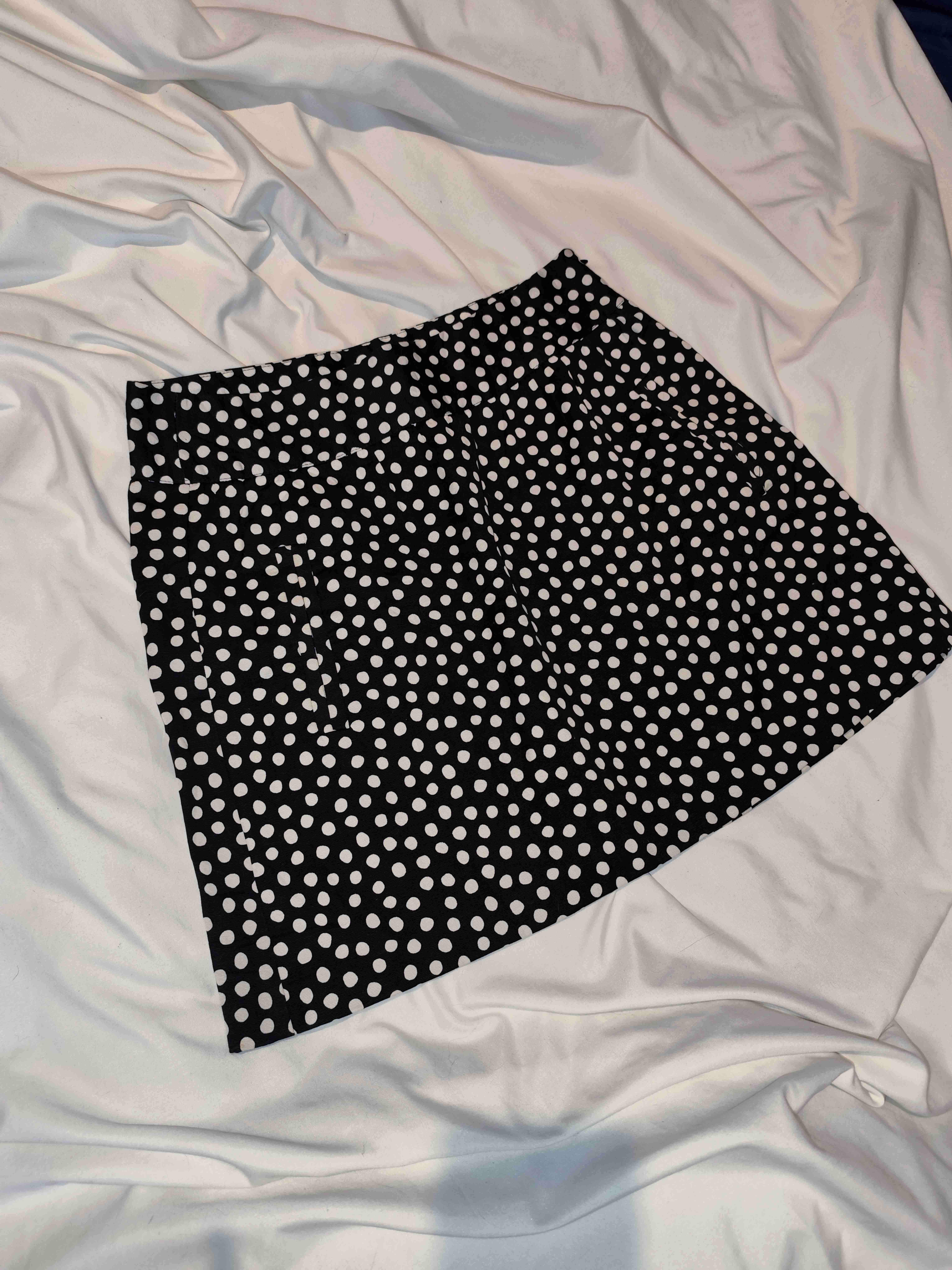 Falda negra con lunares vintage Zara — talla m - miniatura 2