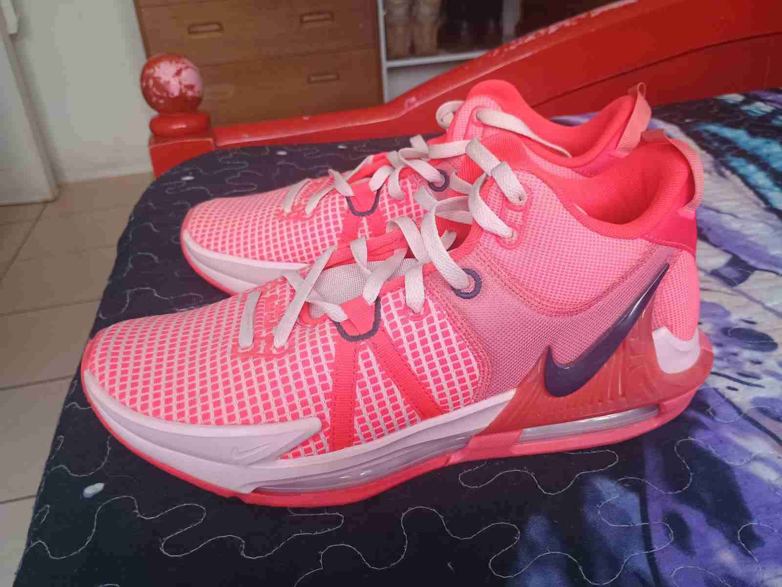 Zapatillas de basketball lebron - miniatura 2