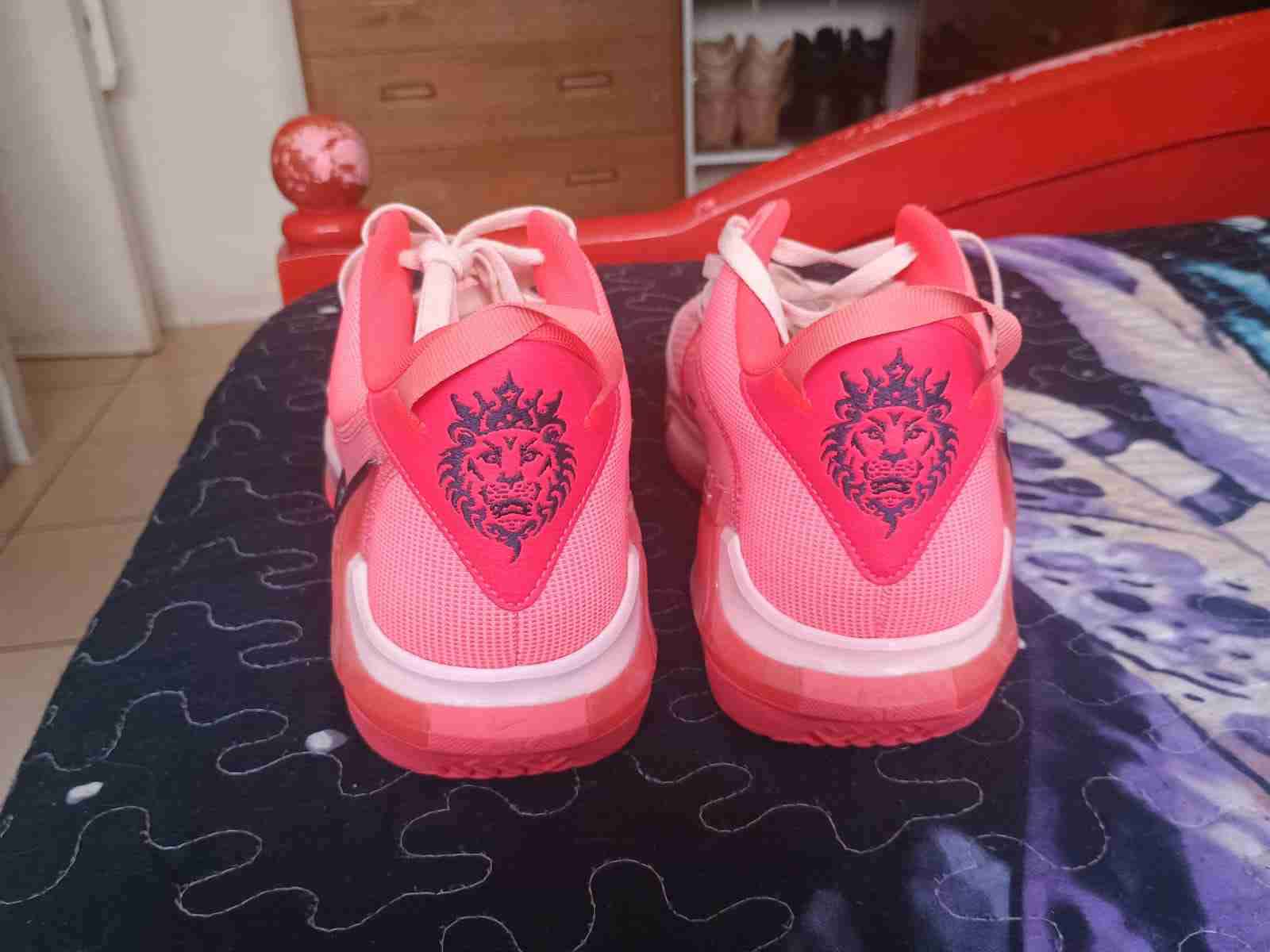 Zapatillas de basketball lebron - miniatura 3