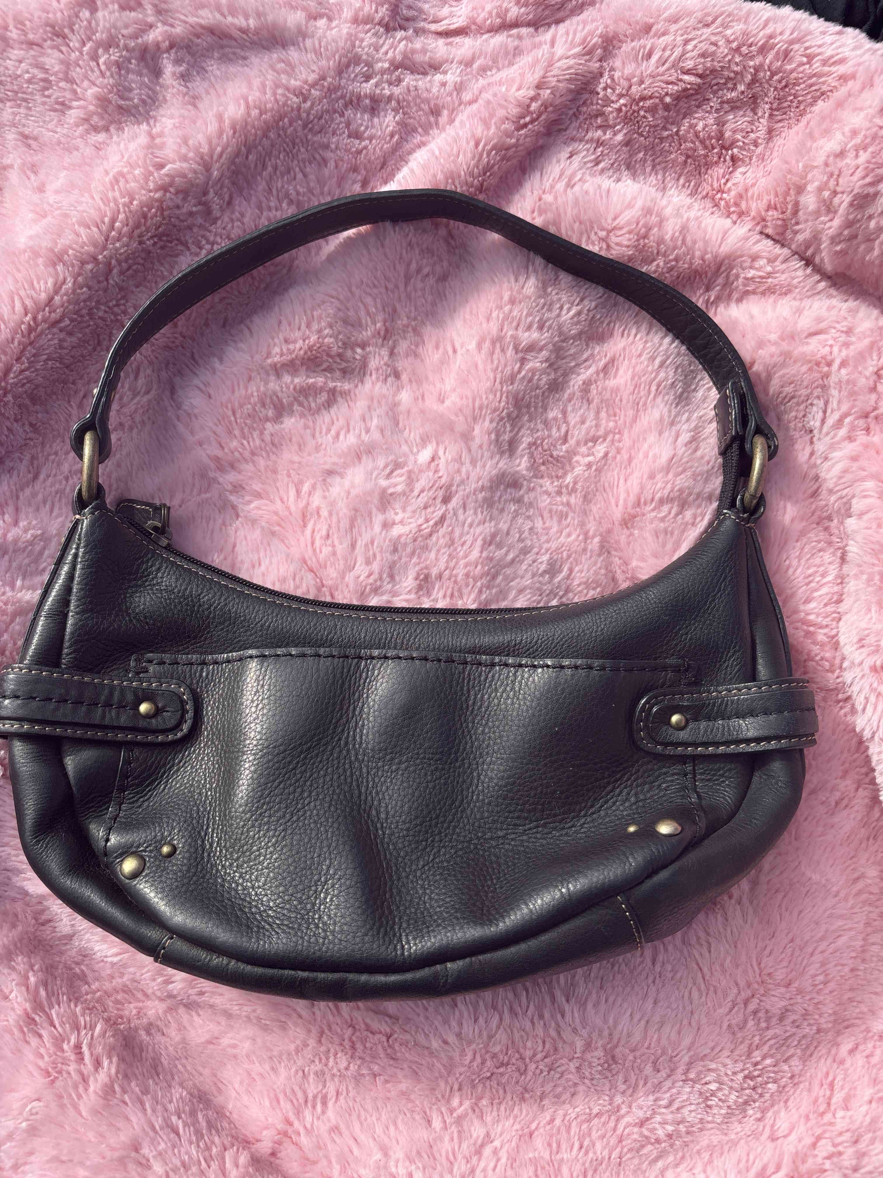 Cartera negra de cuero Fossil