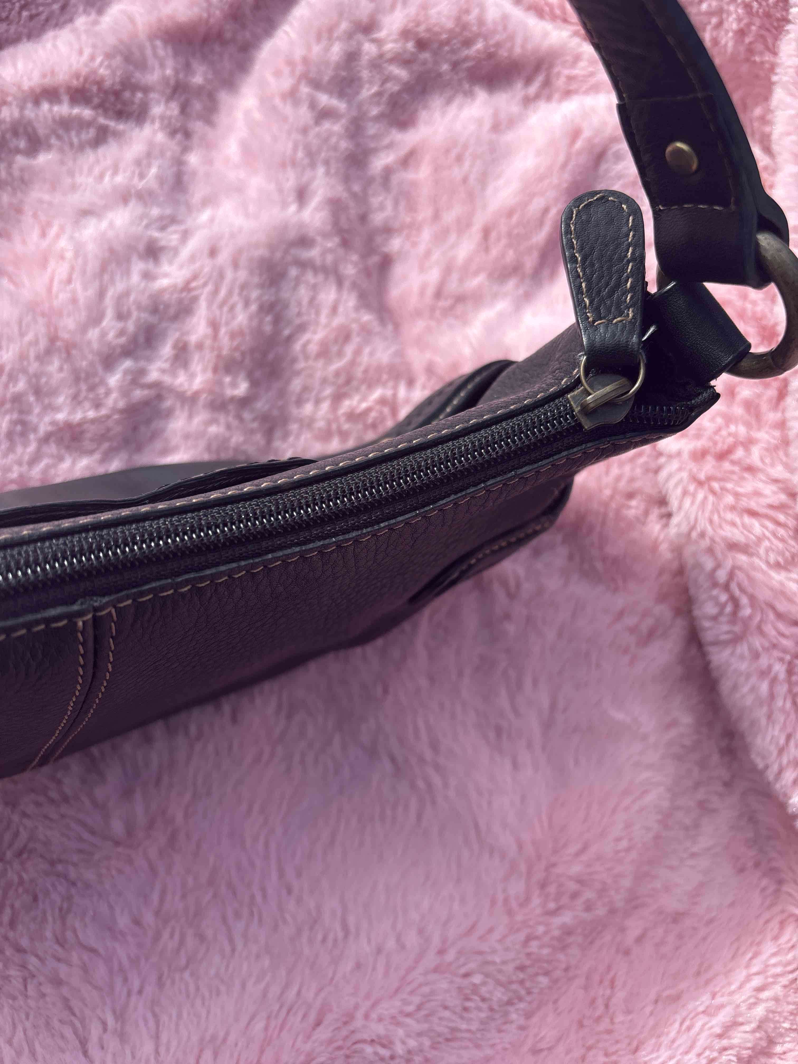 Cartera negra de cuero Fossil - miniatura 3