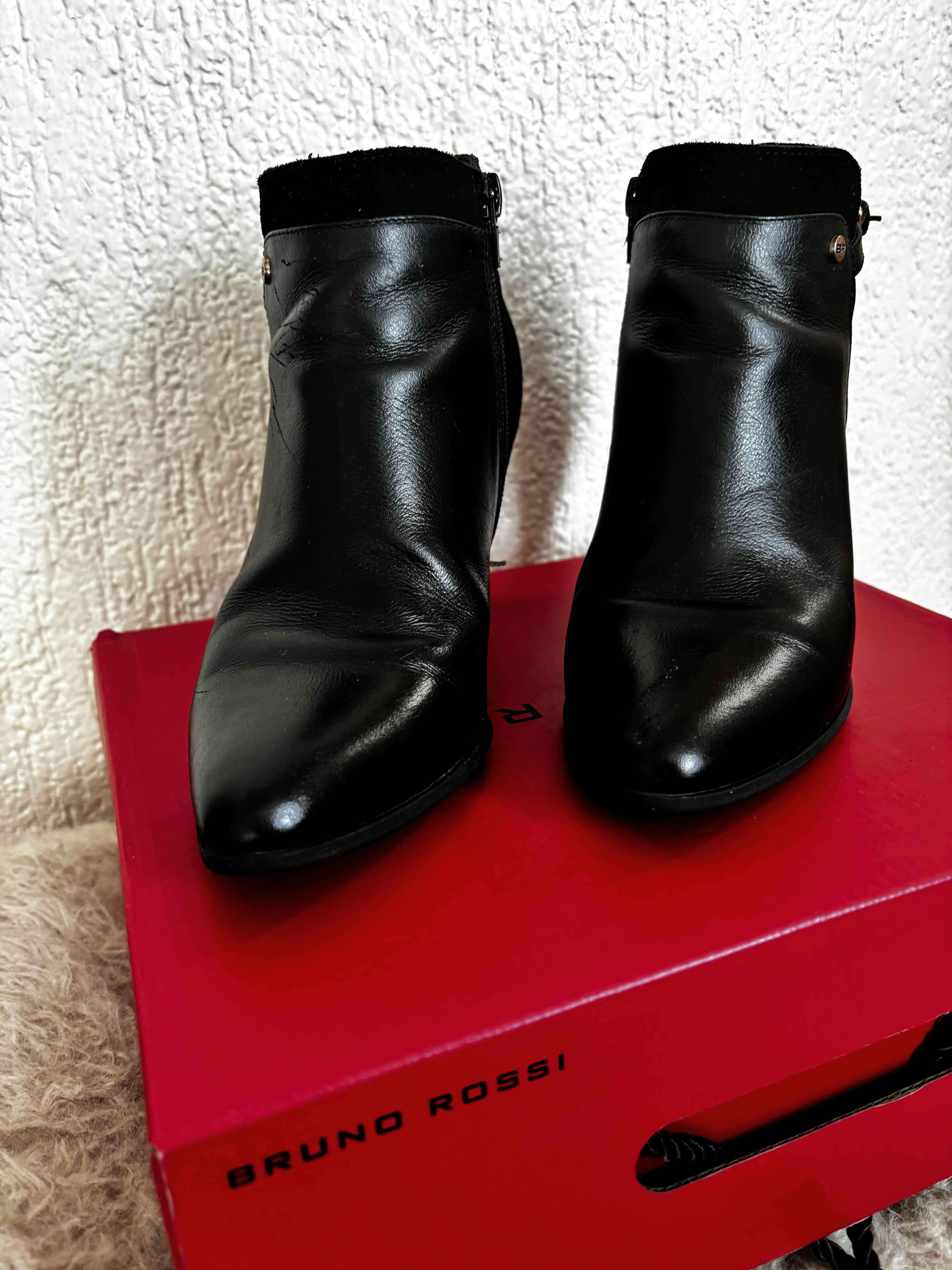 Botines negros de cuero con tacón - miniatura 2