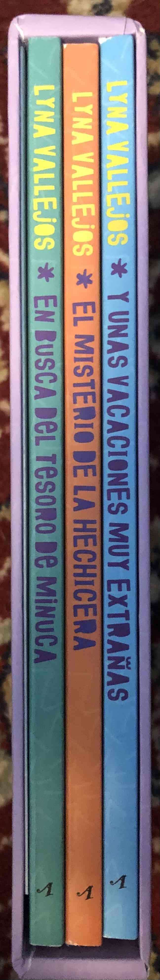 Set de libros 'Una familia anormal' - miniatura 3