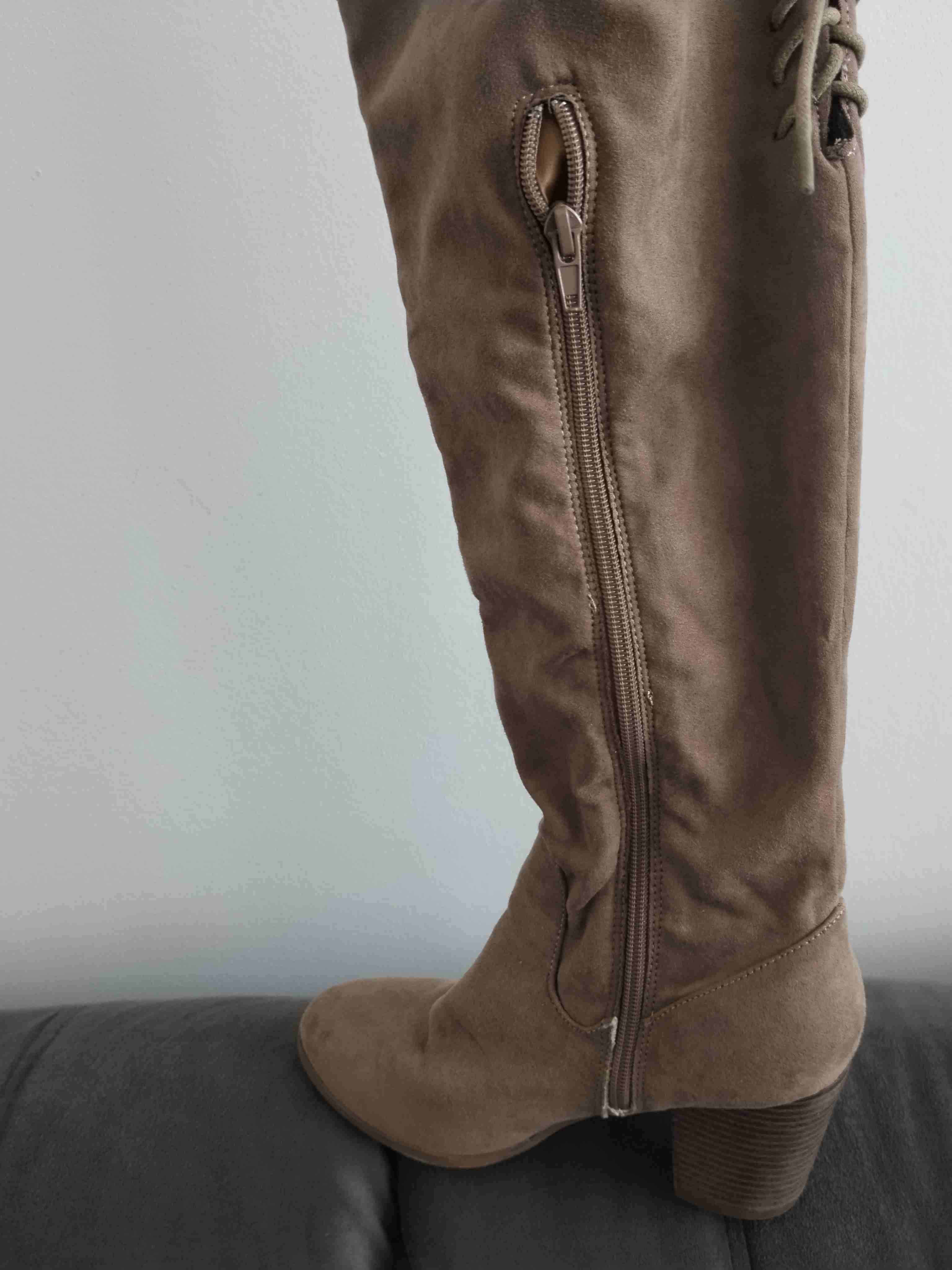 Botas altas color beige - miniatura 3