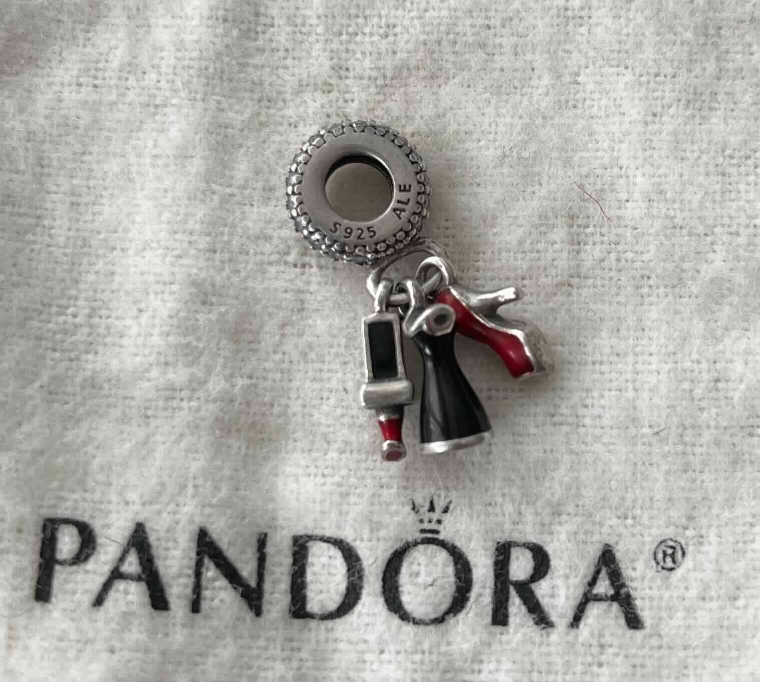 Charm Pandora de plata con esmalte