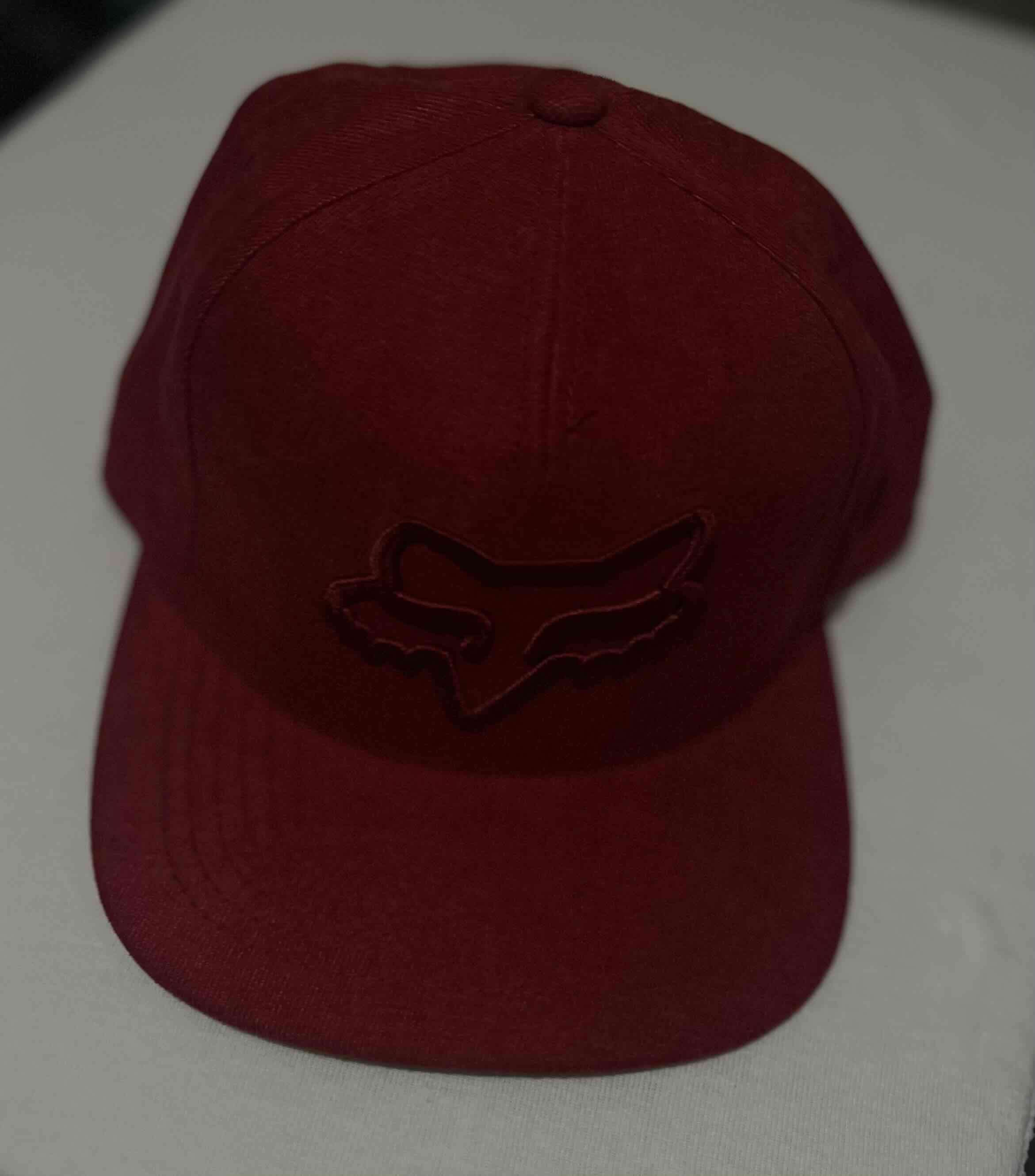 Gorra roja FOX