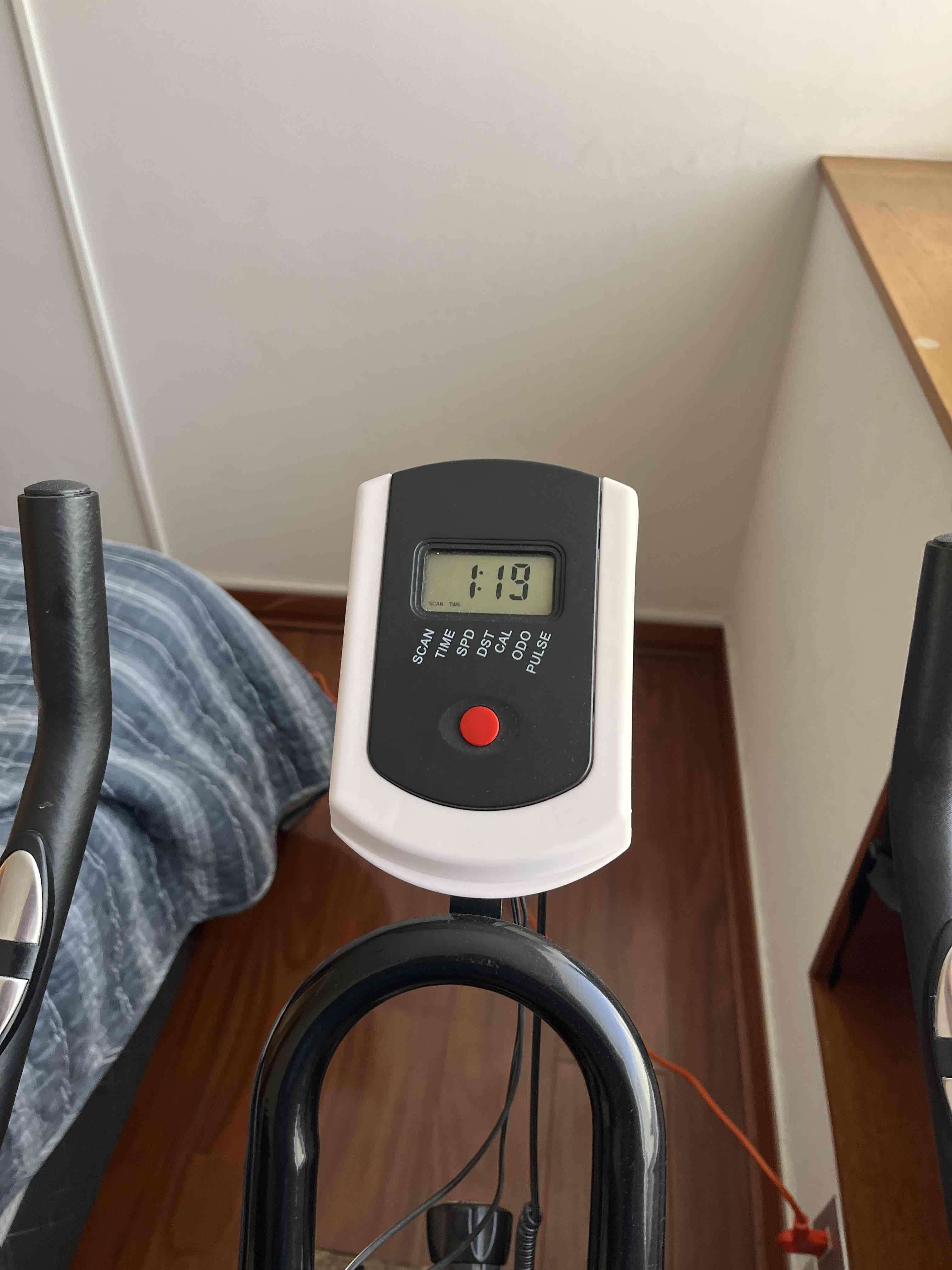 Bicicleta estática de ejercicio - miniatura 4