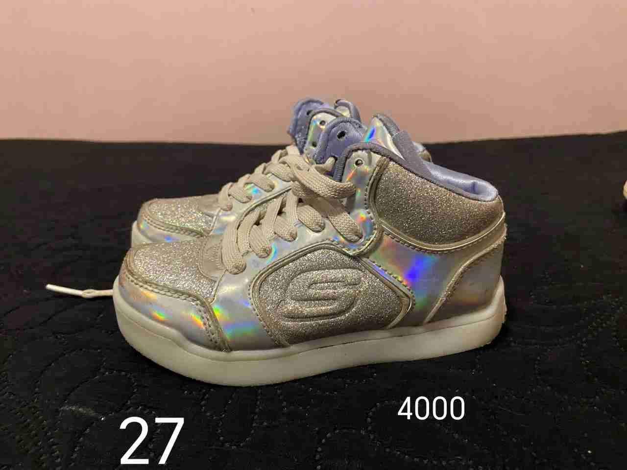Sandalias Skechers beige talla 35 - miniatura 2