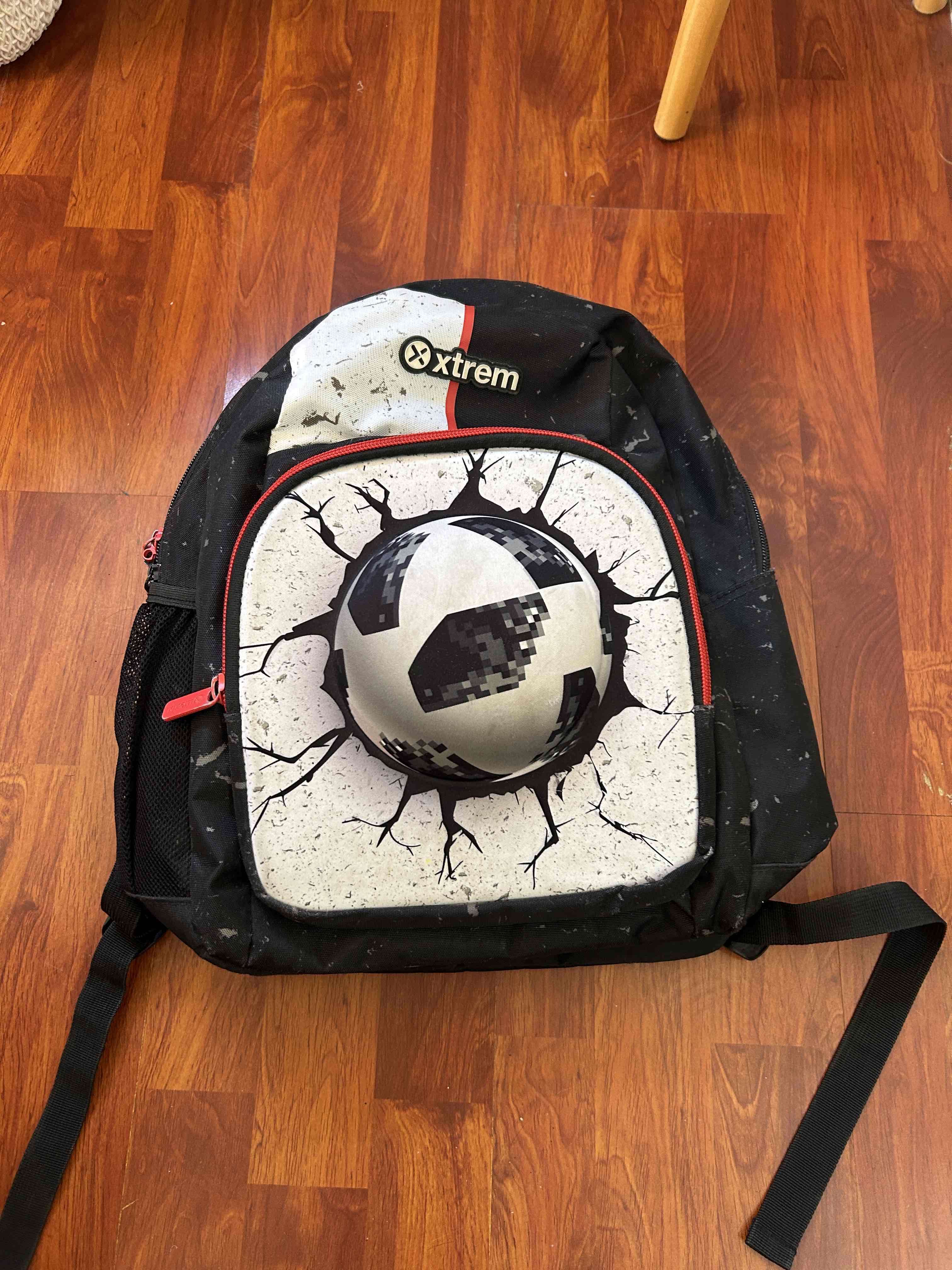 Mochila Xtrem fútbol negra