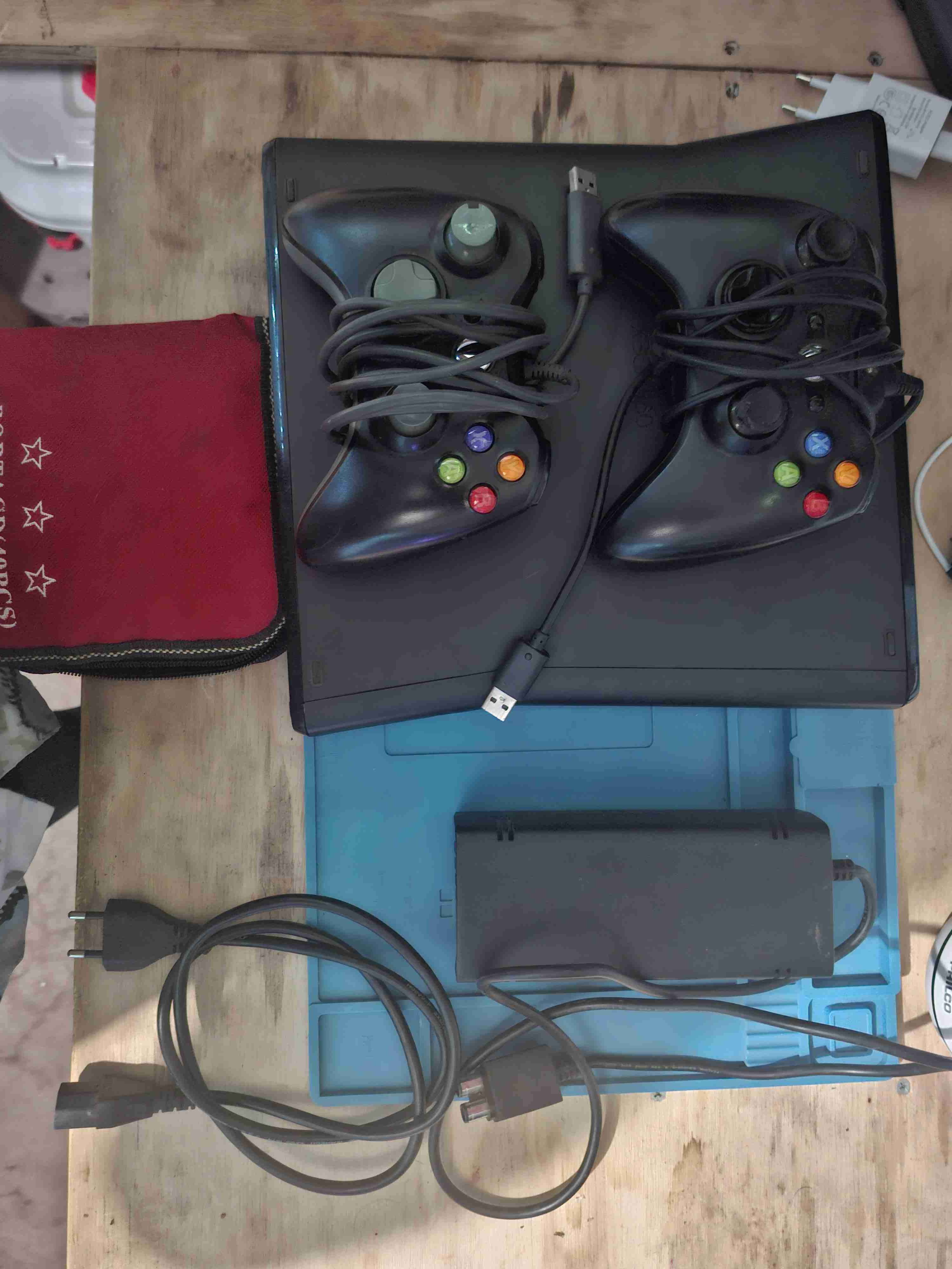 Consola Xbox 360 con magia(RGH) - miniatura 2