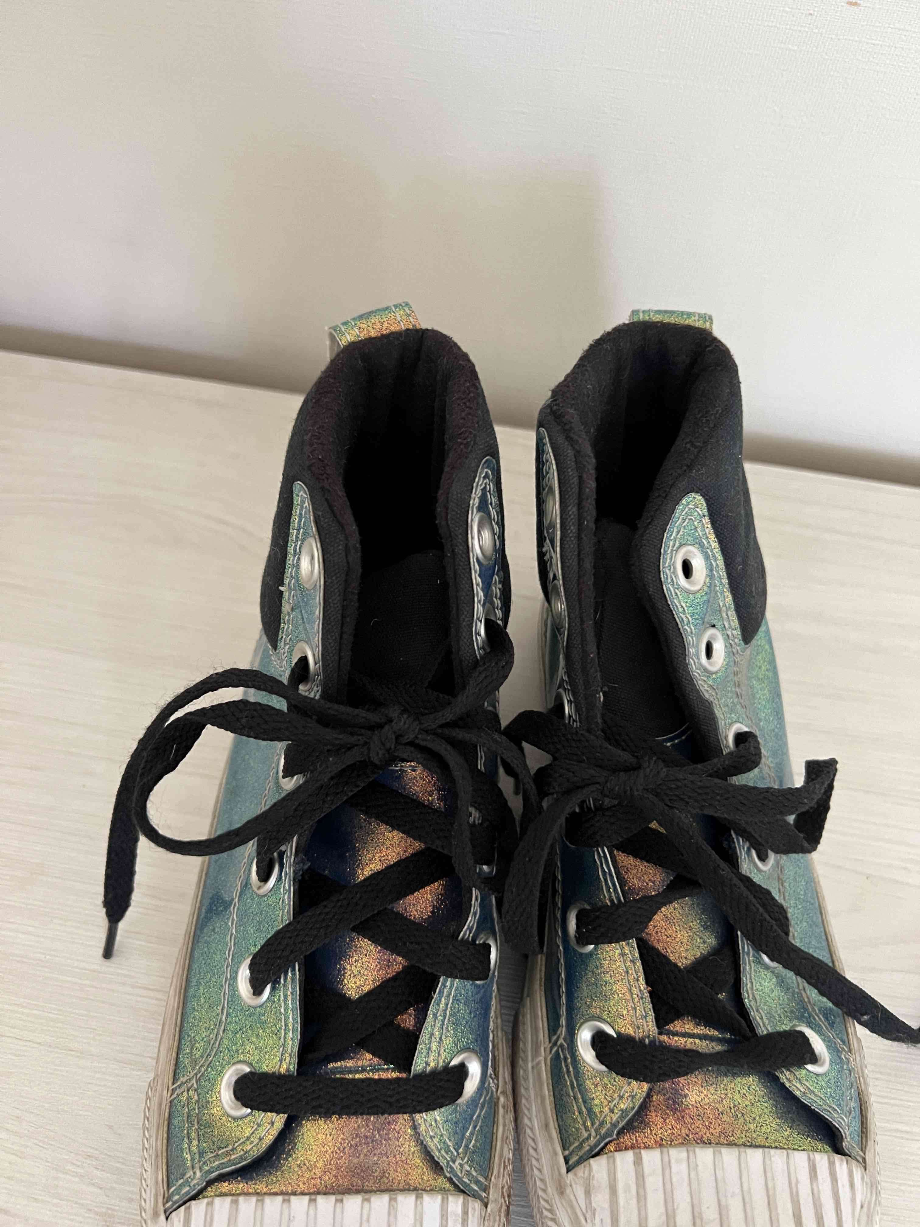 Zapatillas Converse iridiscentes - miniatura 3