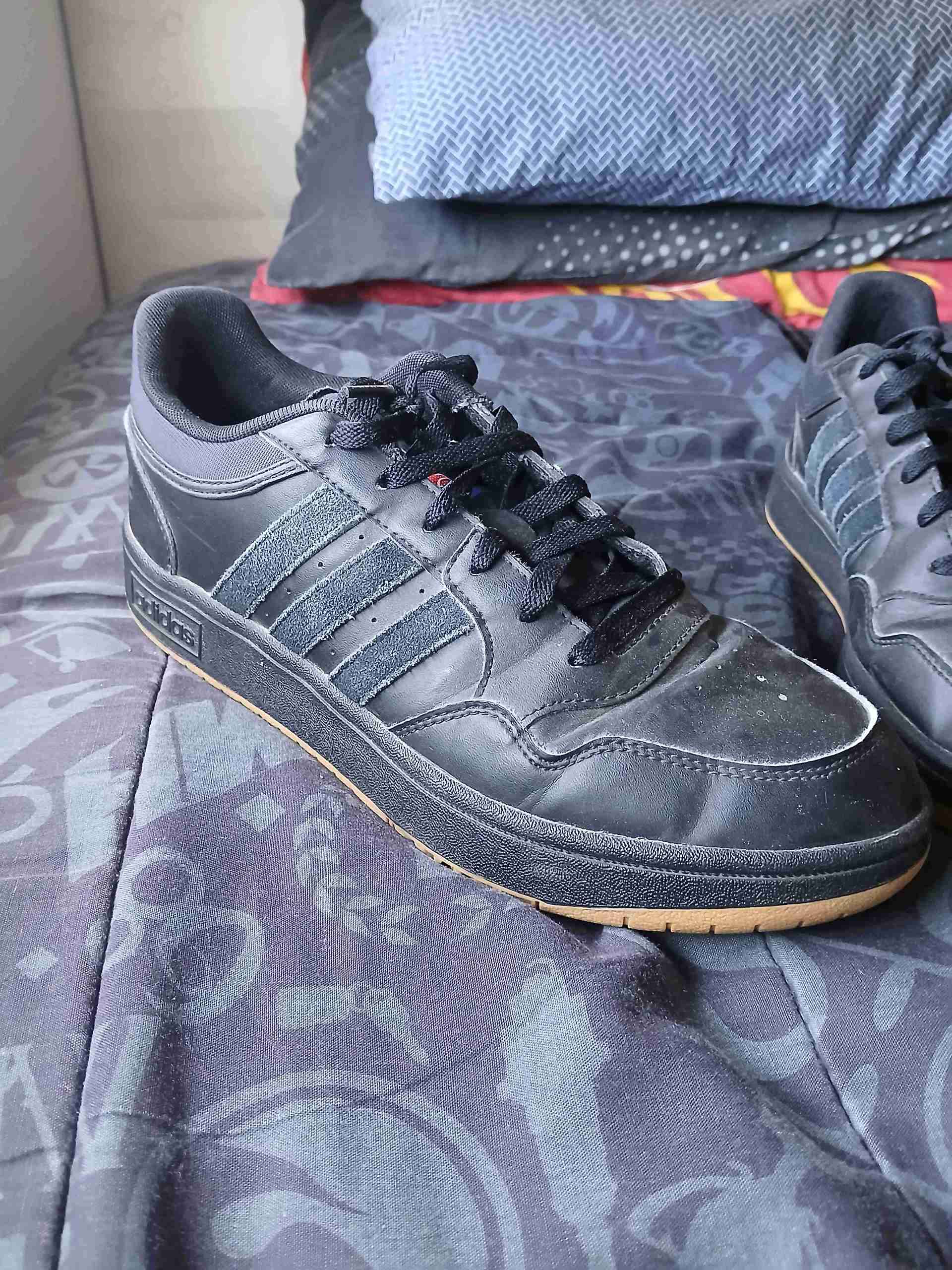 Zapatillas negras deportivas de colegio - miniatura 2