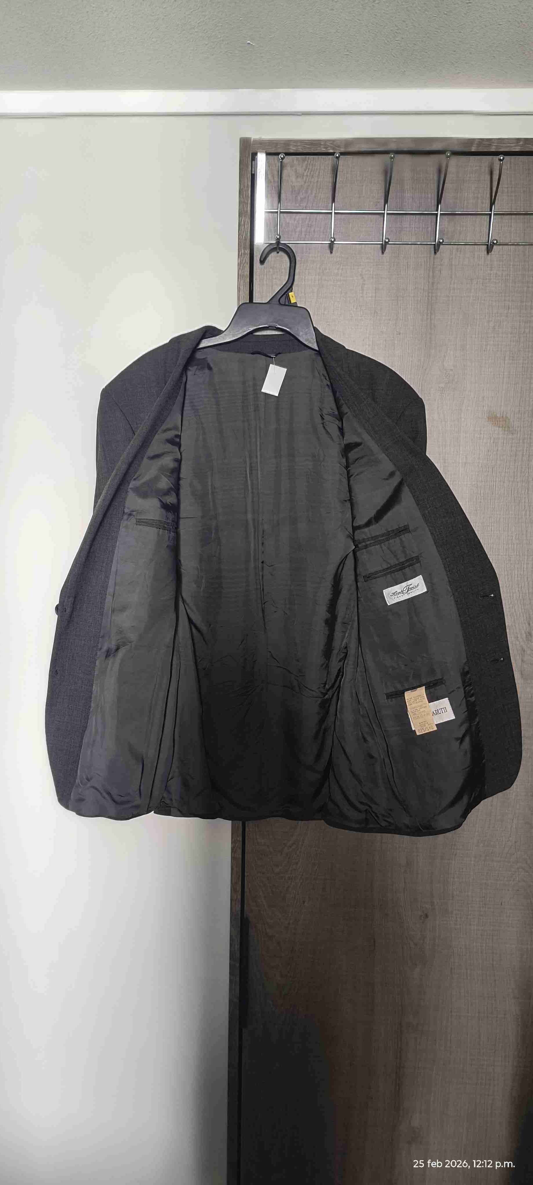 Traje formal oscuro para hombre Talla: 50/52 - miniatura 3