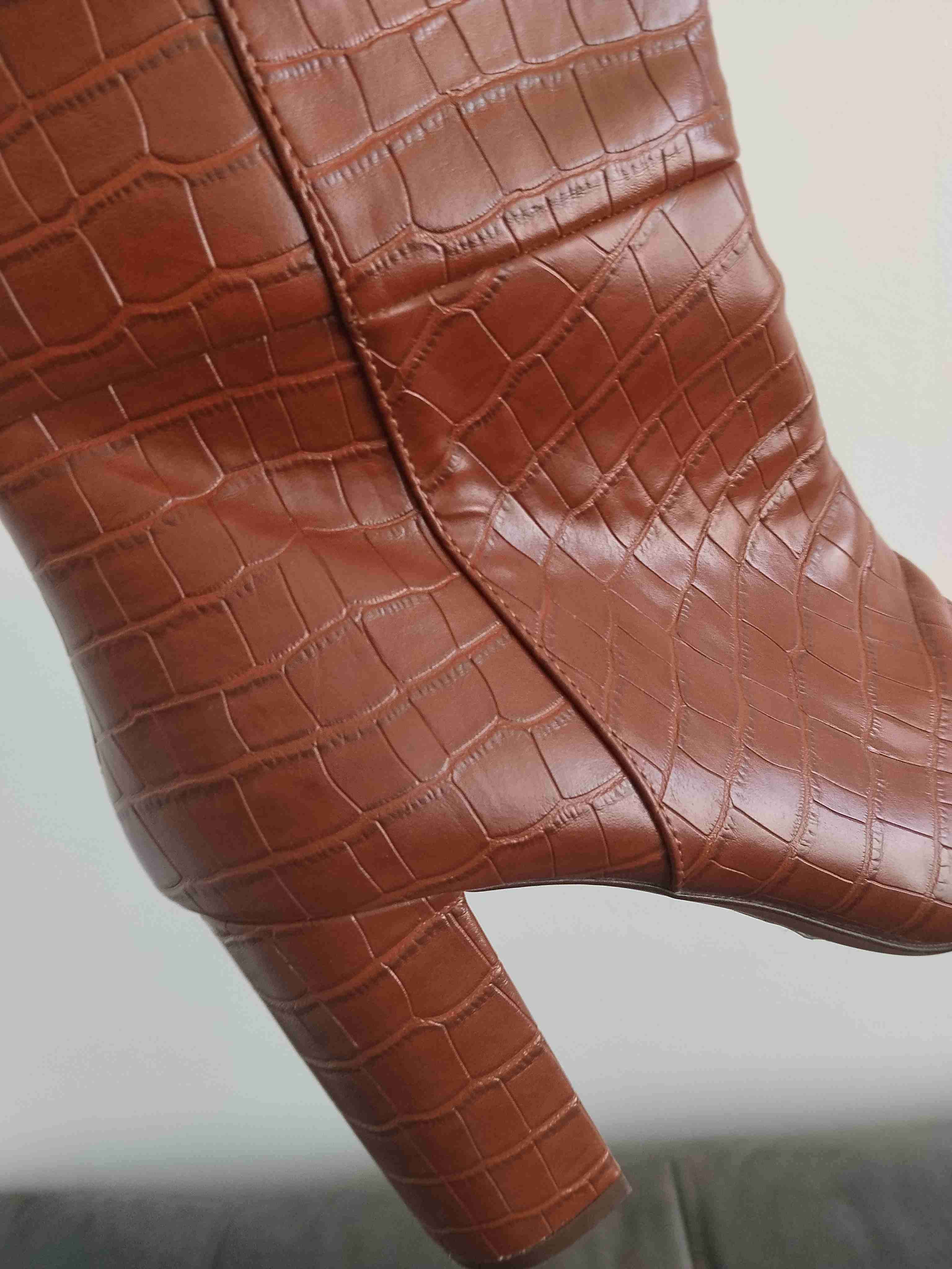 Botas altas marrones texturizadas - miniatura 5