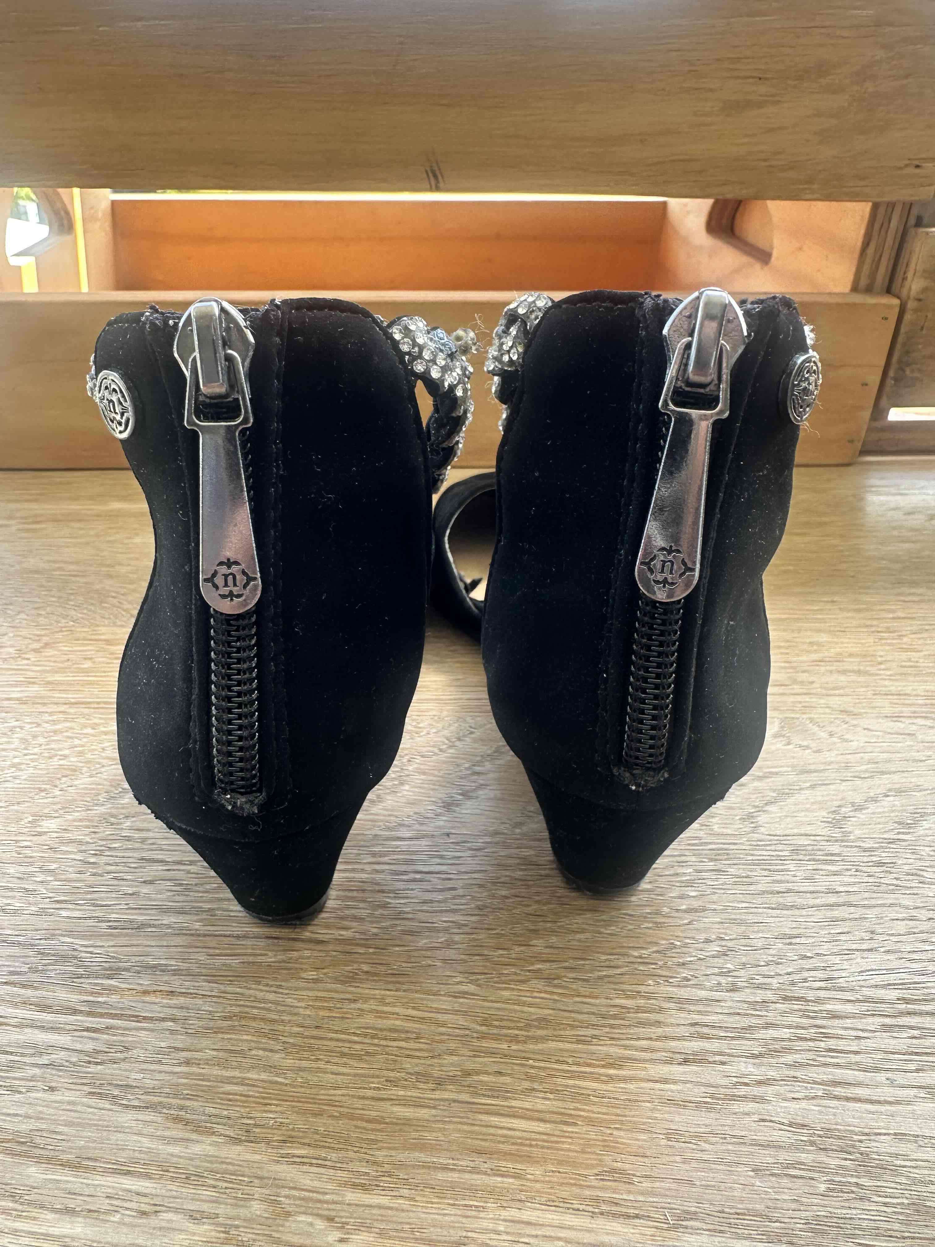 Sandalias niña con pedrería - miniatura 4