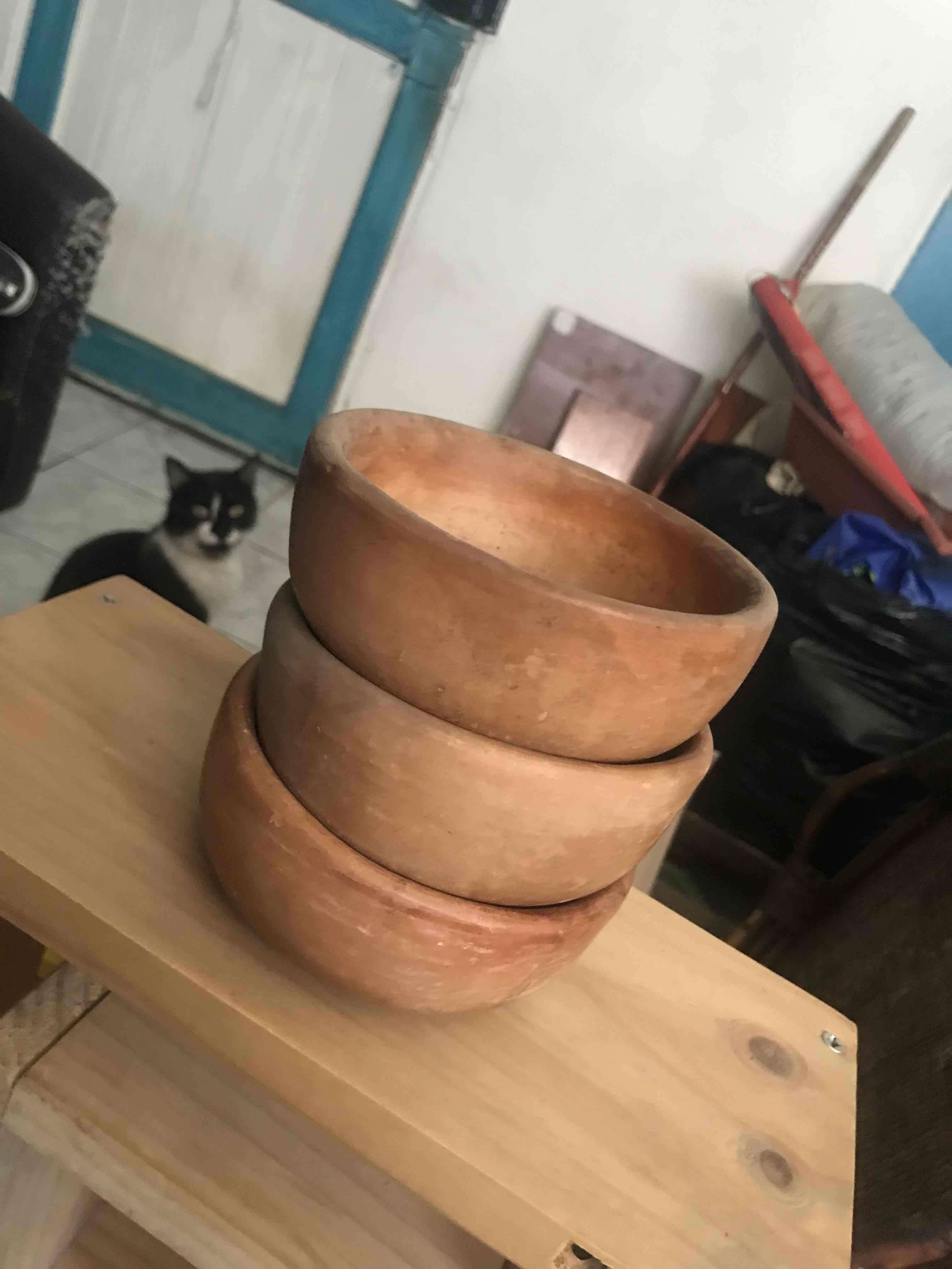 Cuenco de greda artesanal - miniatura 2