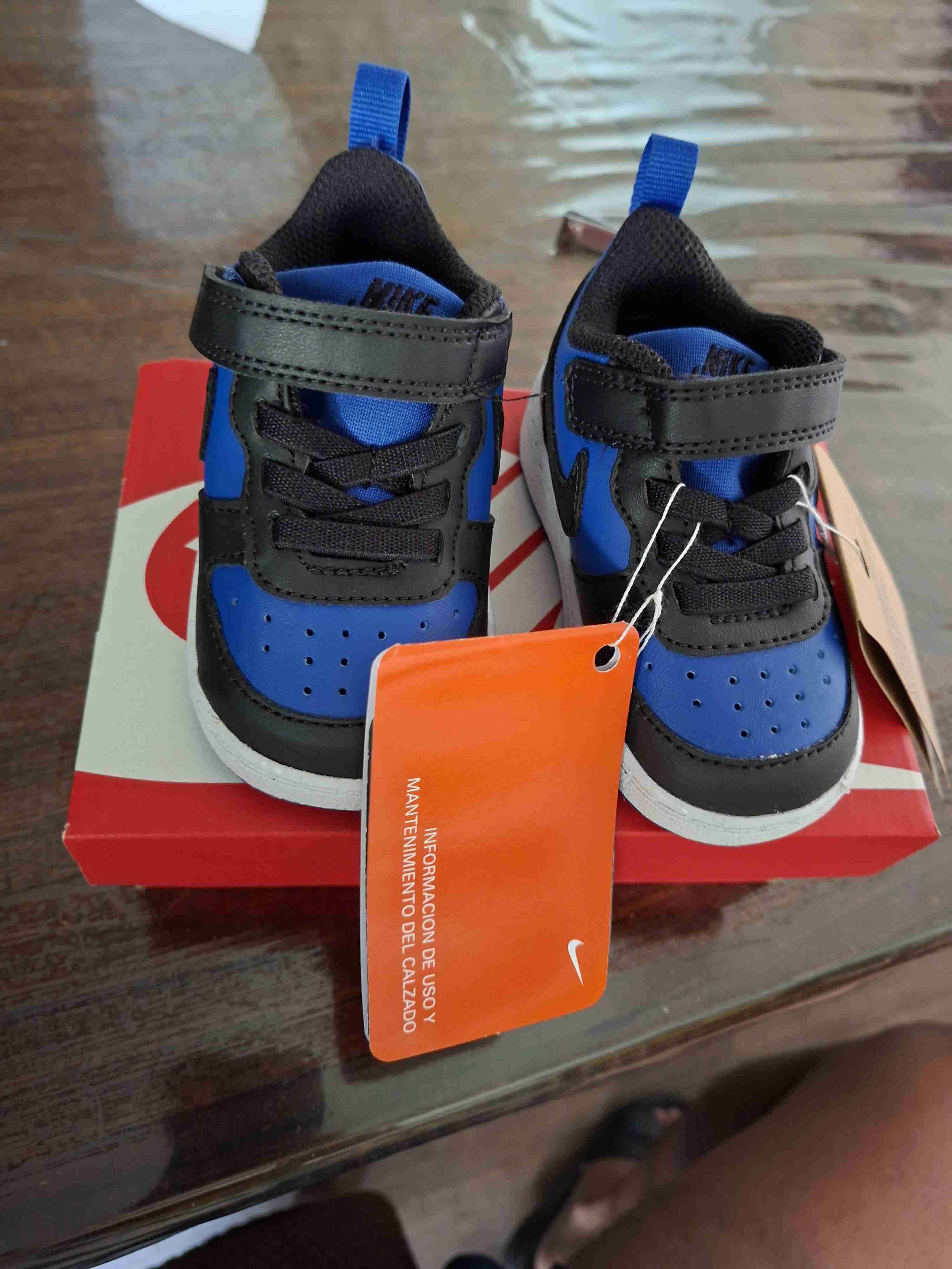 Zapatillas Nike niño azul y negro - miniatura 3