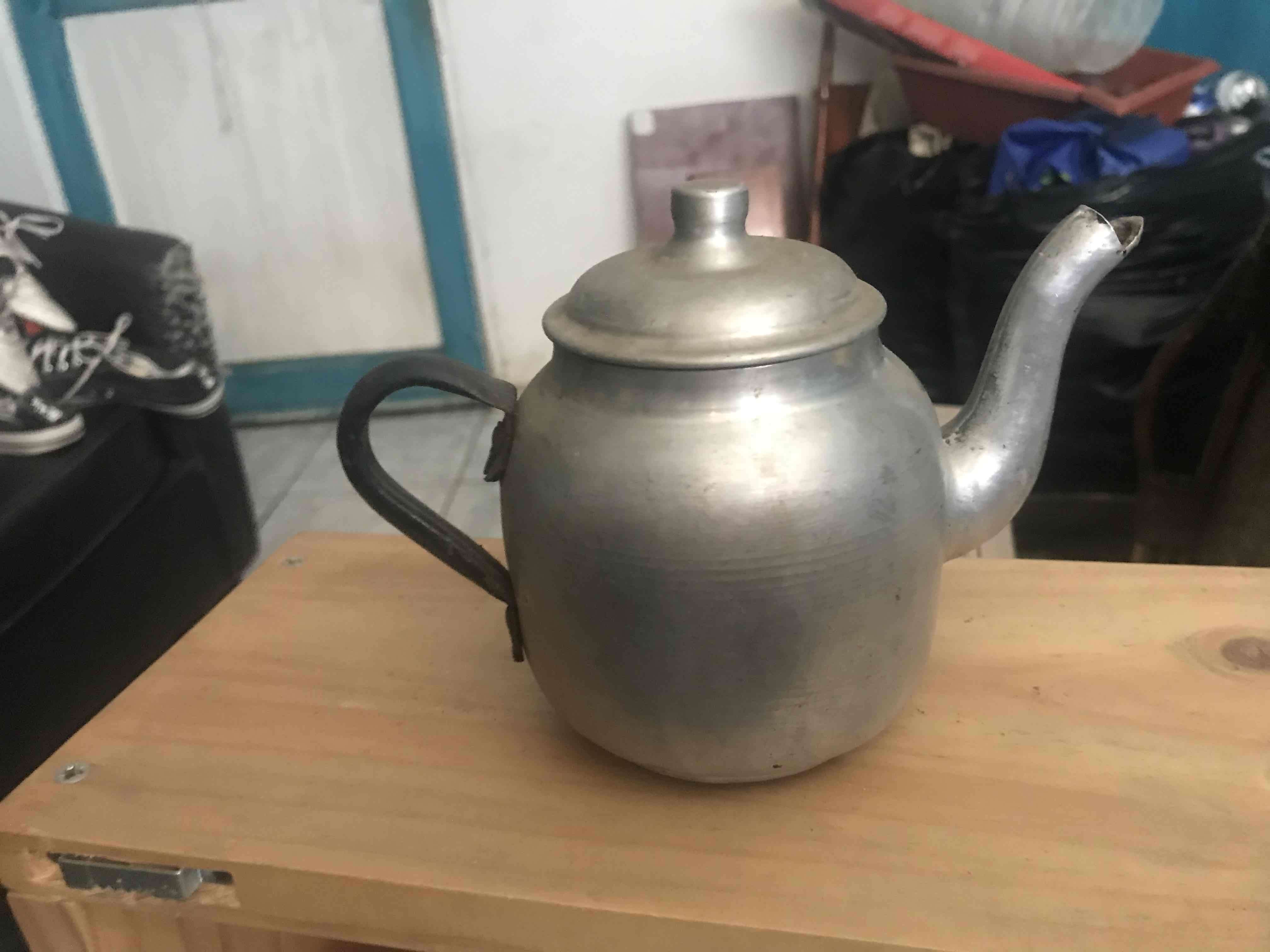 Tetera de aluminio vintage