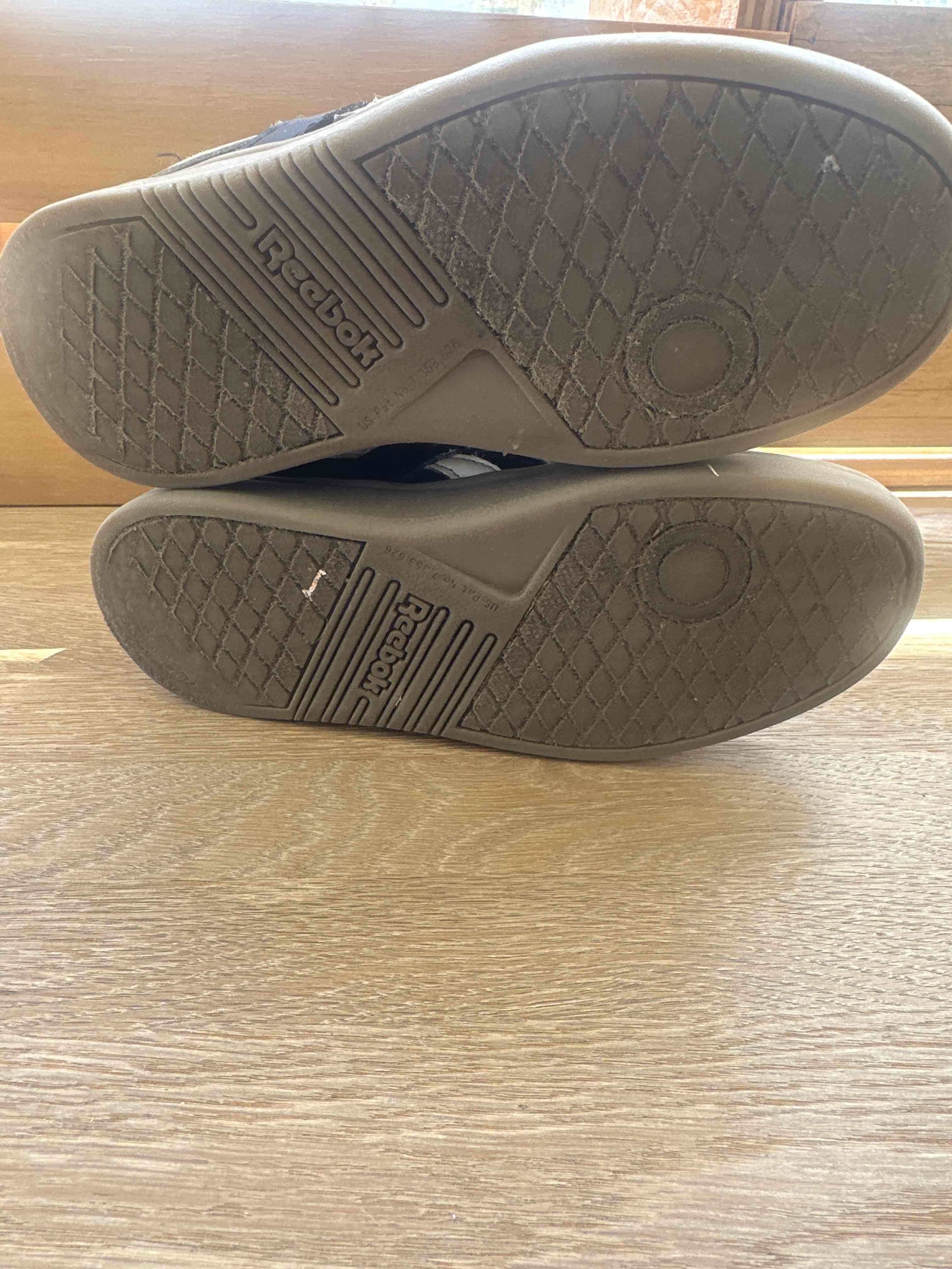 Zapatillas Reebok Kids negras y blancas - miniatura 3