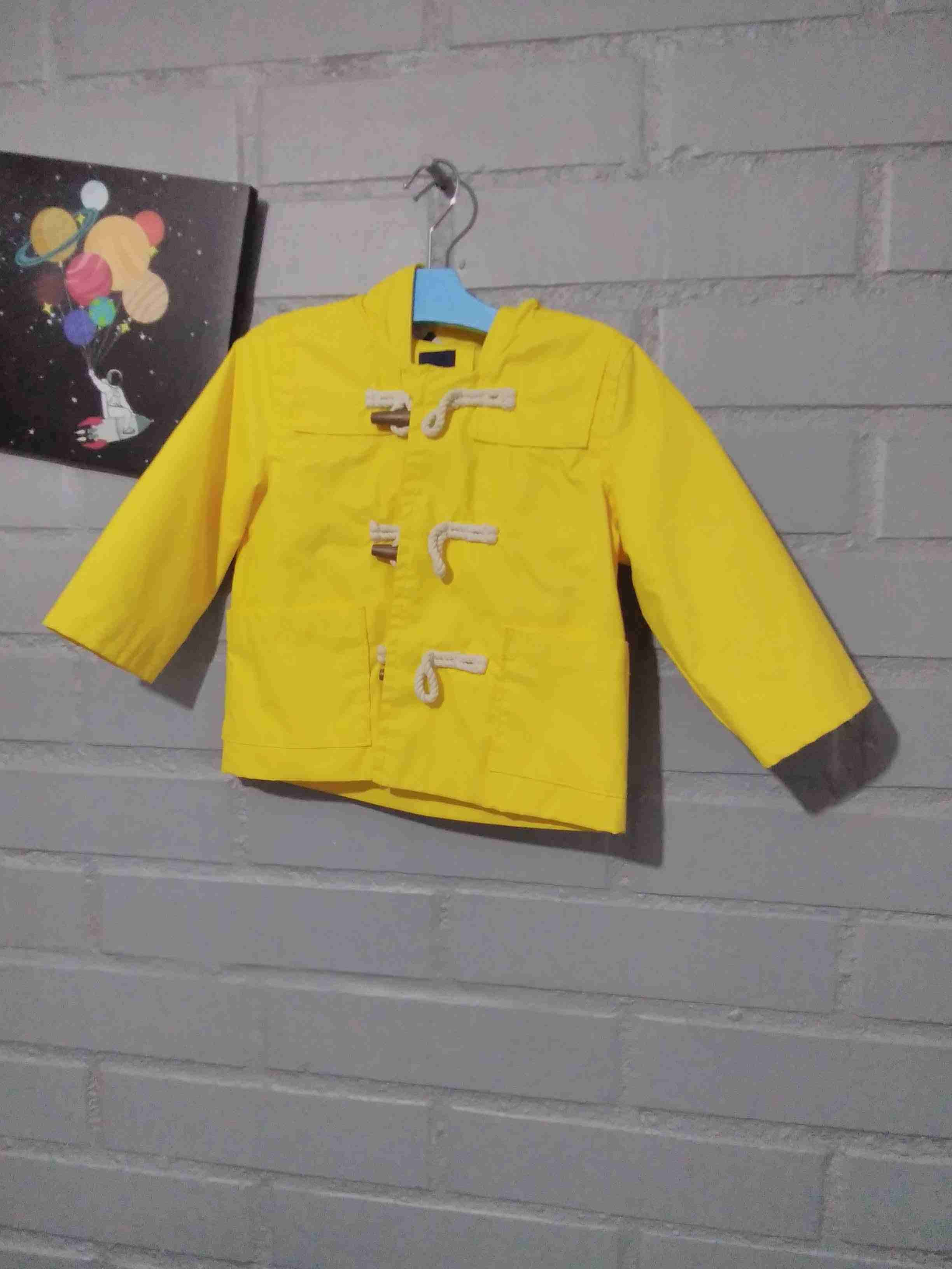 Impermeable amarilla para niño