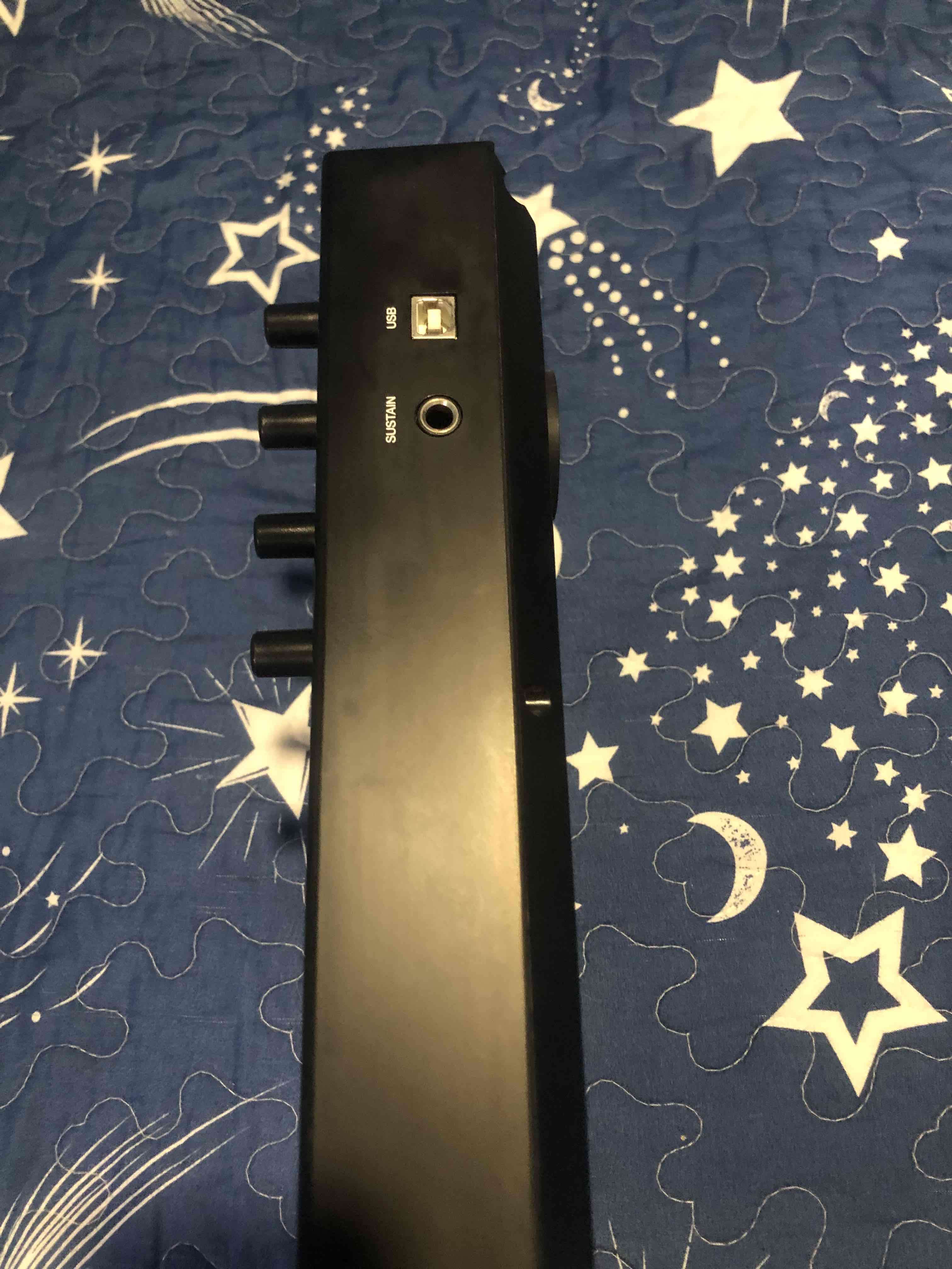 Teclado MIDI Alesis V25 - miniatura 3