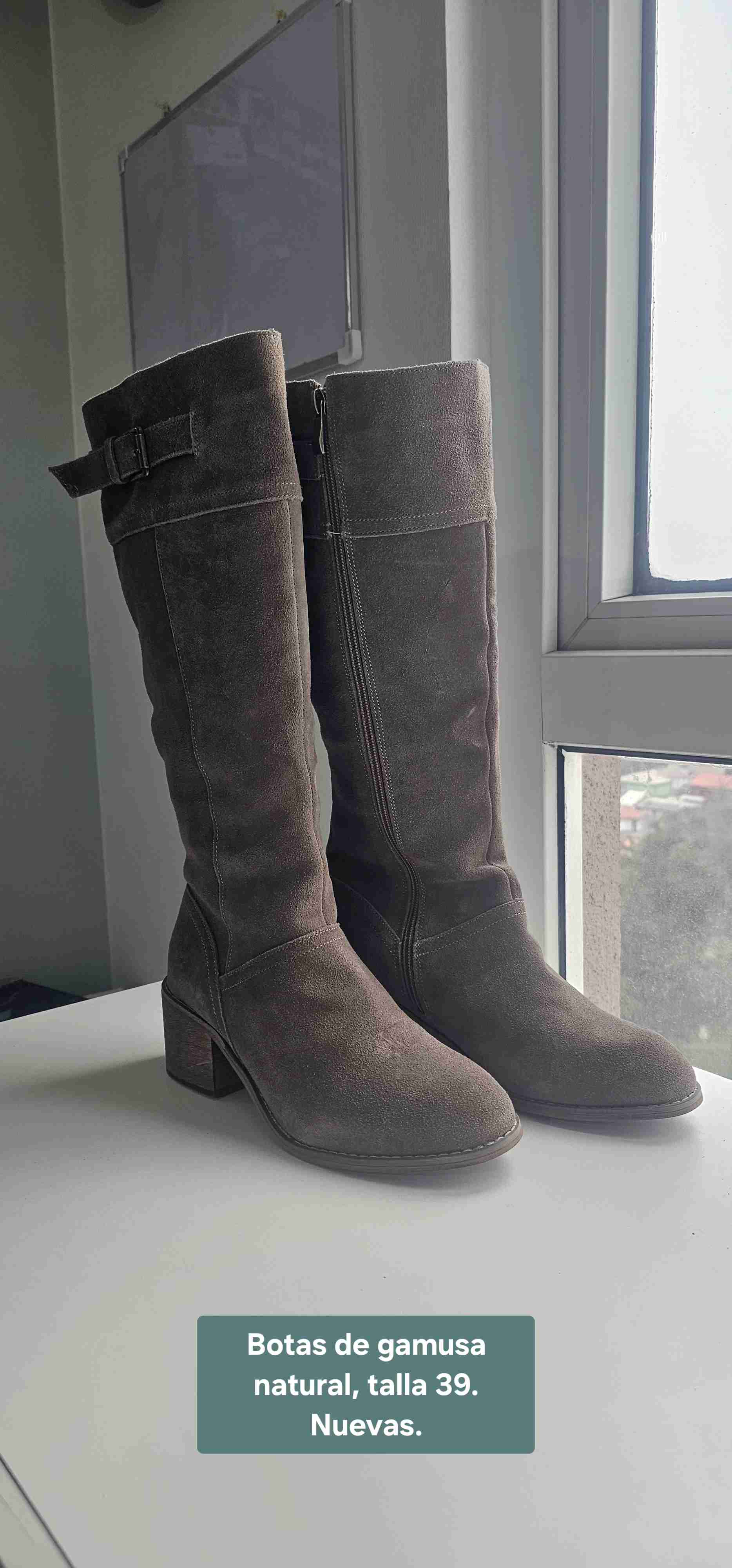 Botas altas de gamuza toupé, talla 39 - miniatura 3