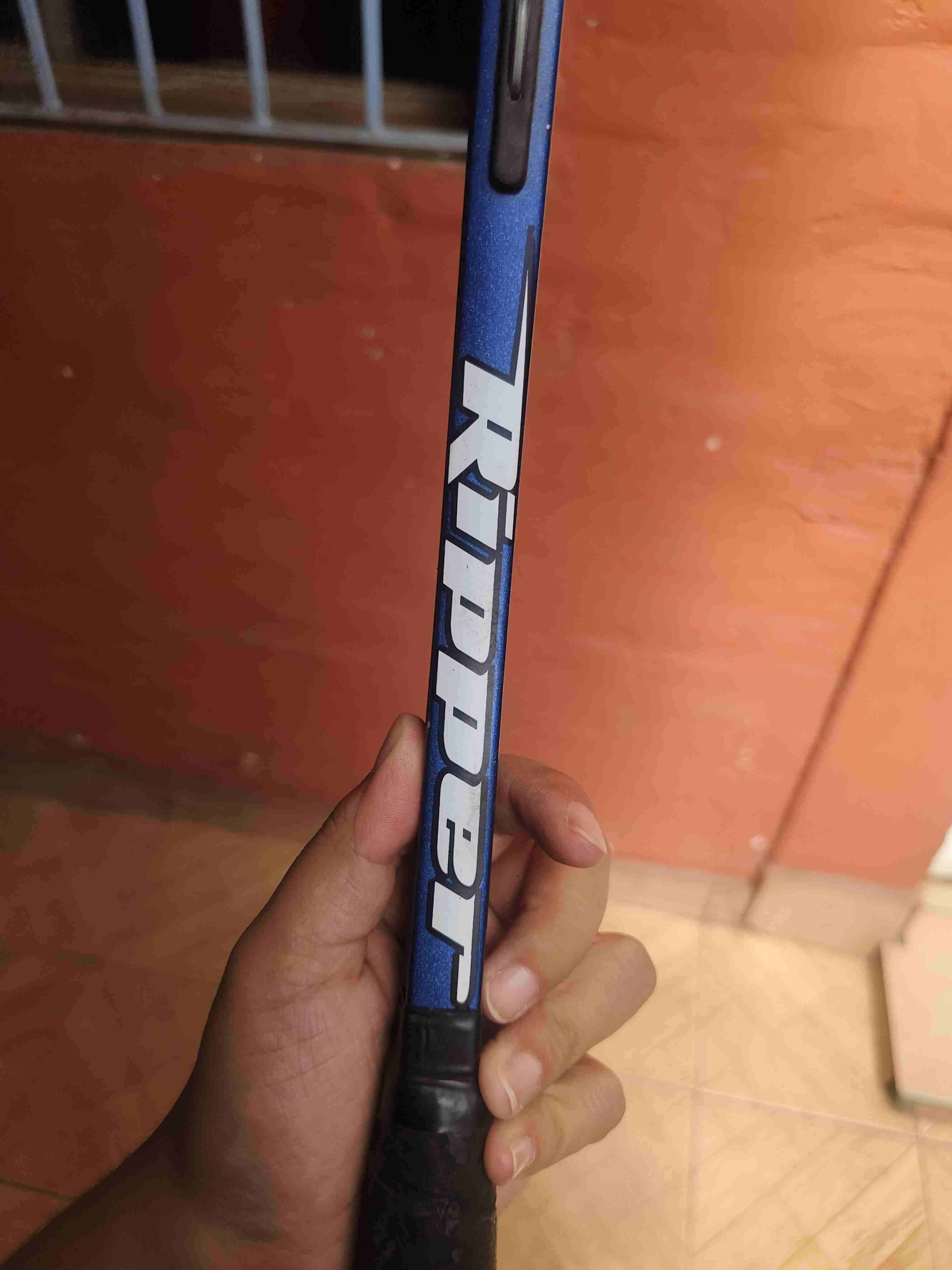 Raqueta de squash negra Wilson Ripper - miniatura 3