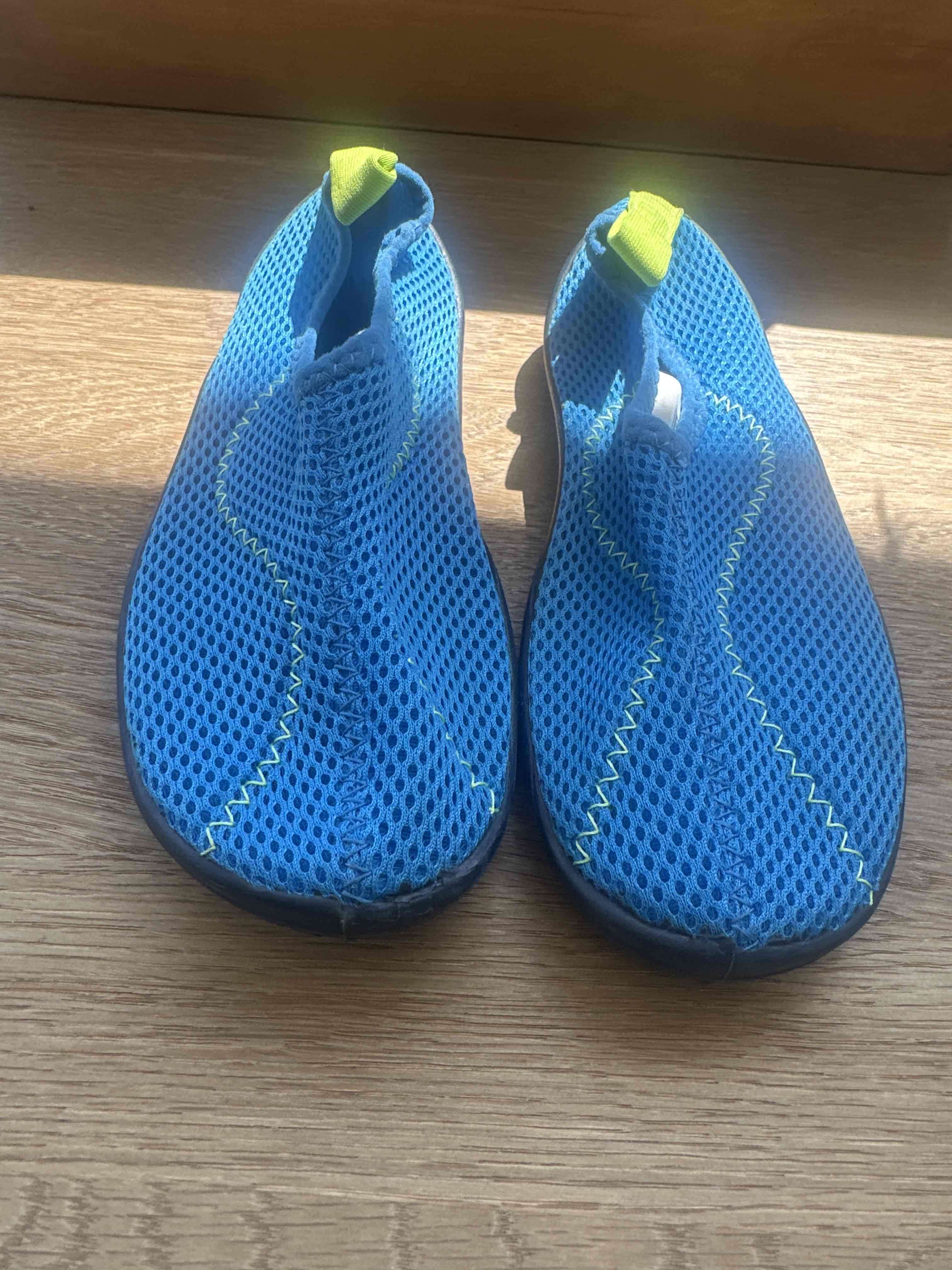 Zapatos de agua niños