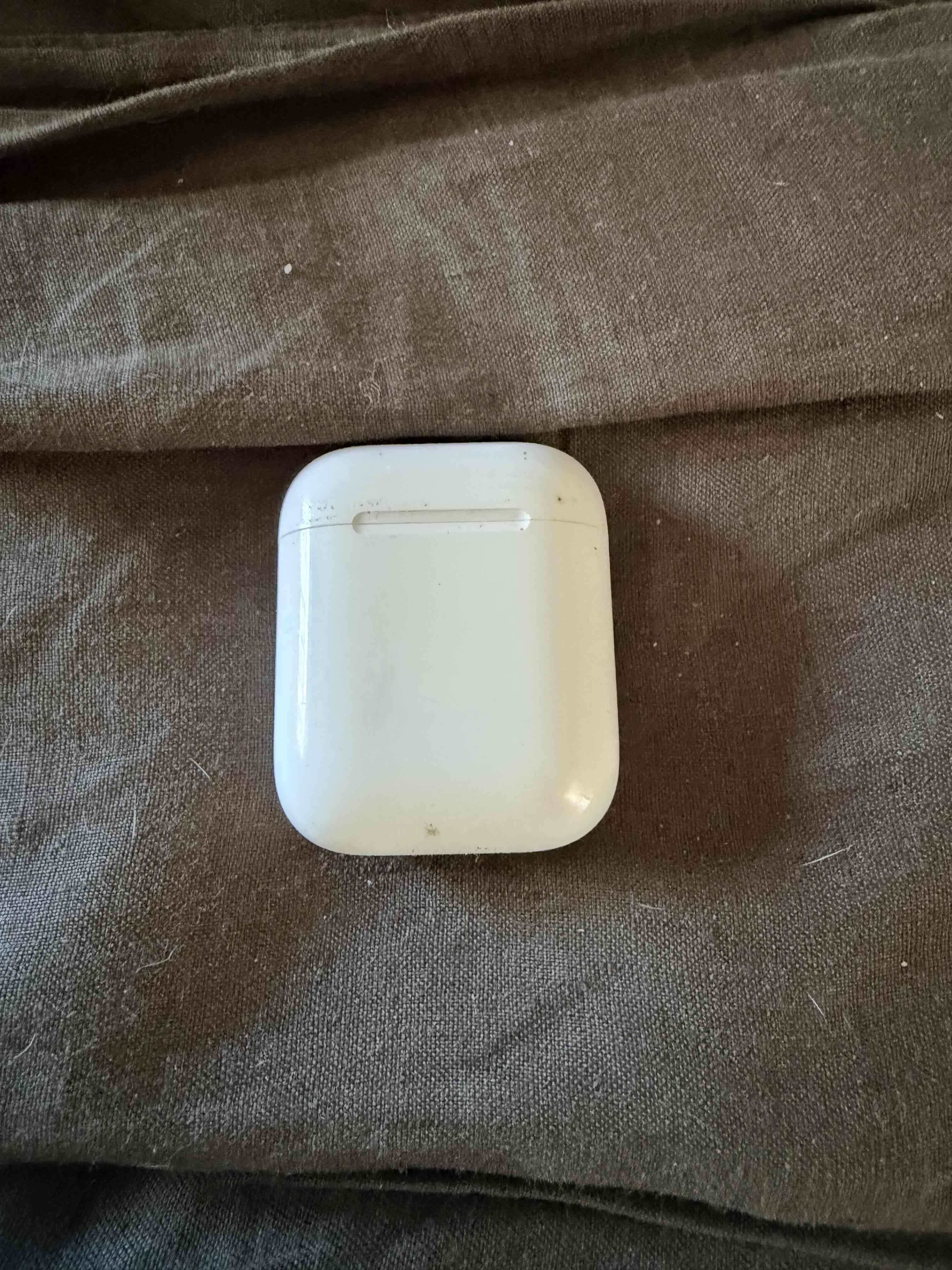 Audífonos AirPods 2 generación - miniatura 2
