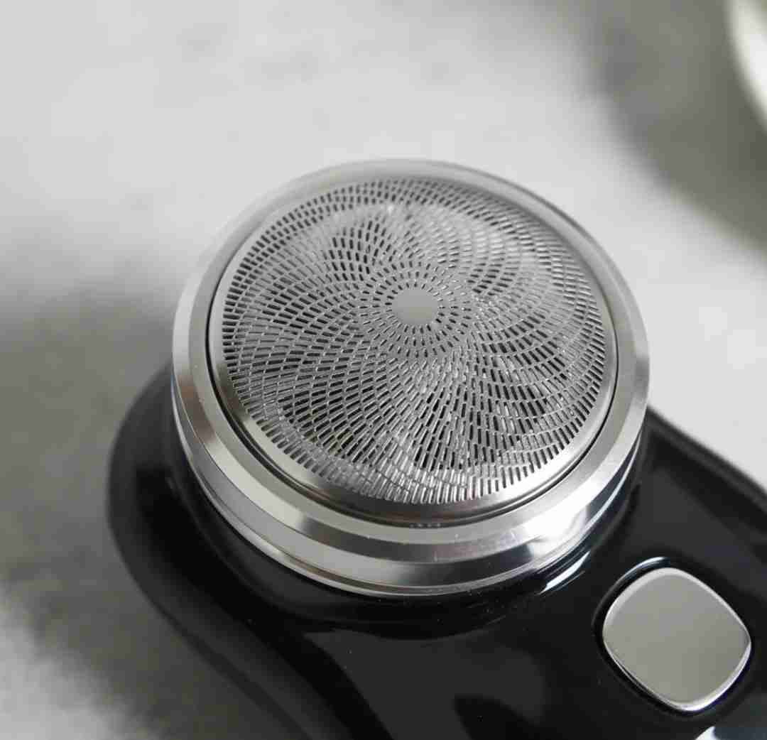 Afeitadora eléctrica portátil Mini - miniatura 4