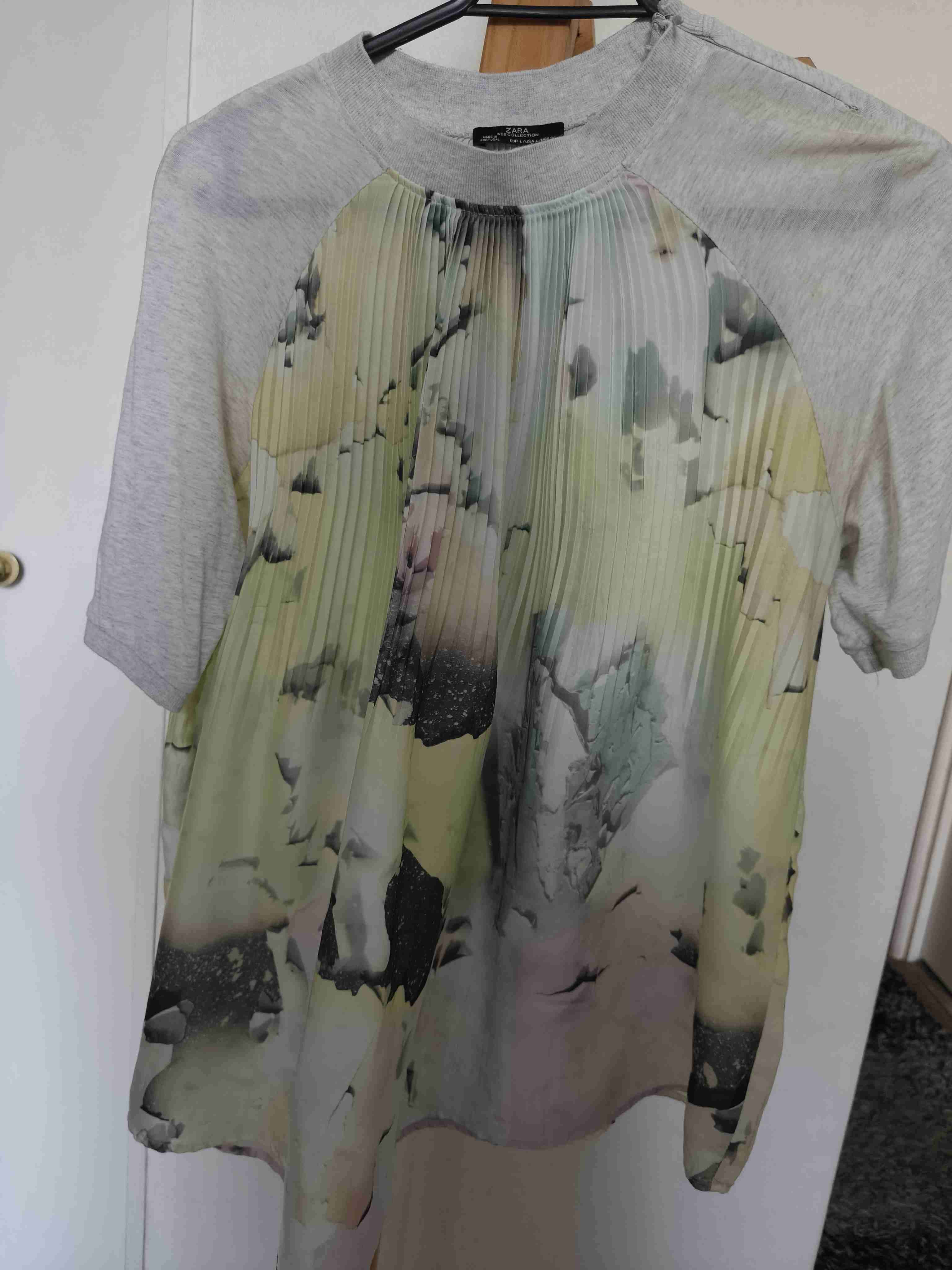 Top estampado con pliegues Zara - miniatura 6