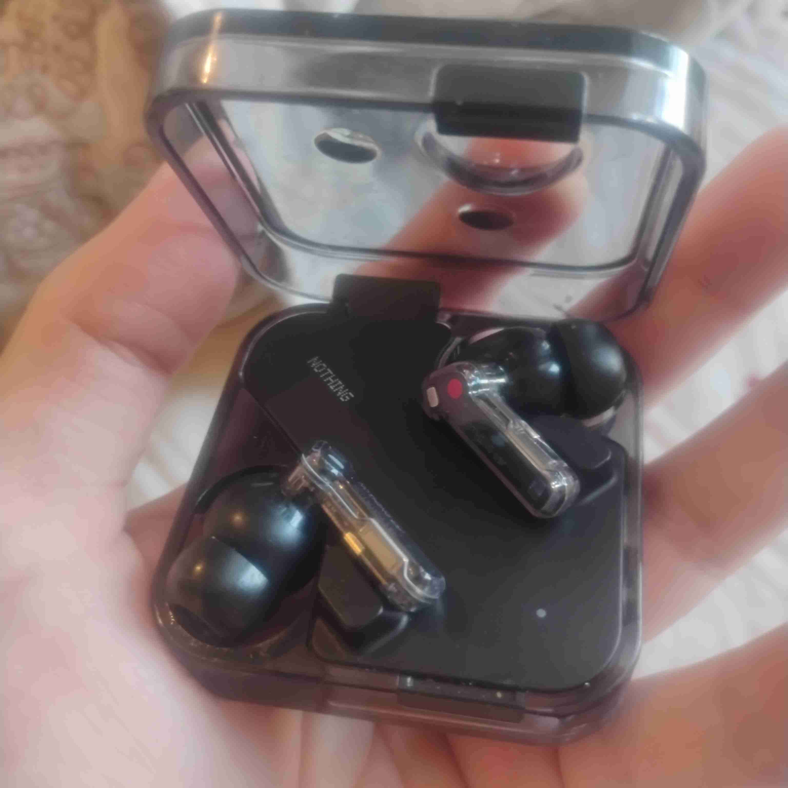 Audifonos Nothing Ear (2024) cancelación ruido - miniatura 2