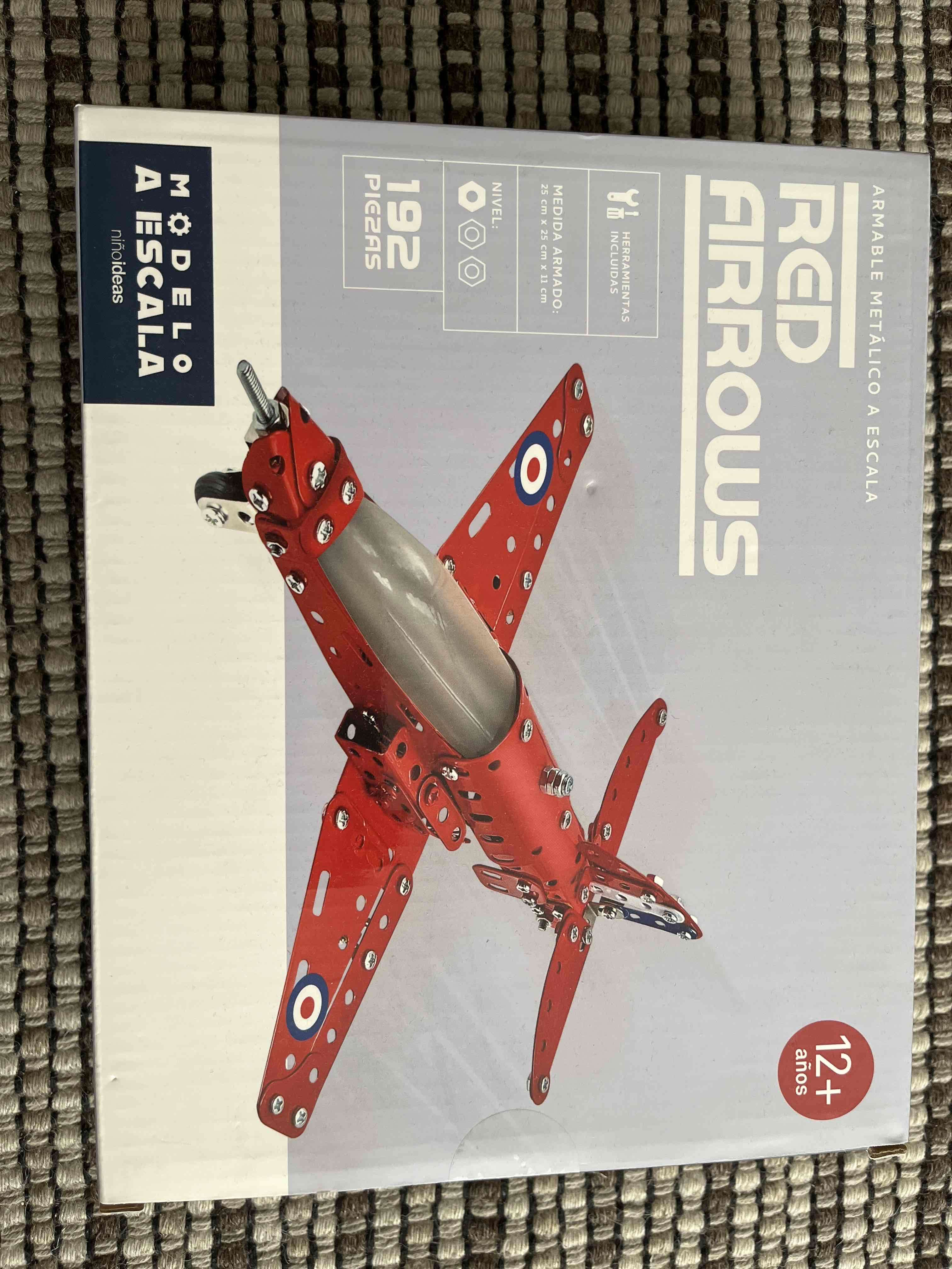 Modelo a escala Red Arrows