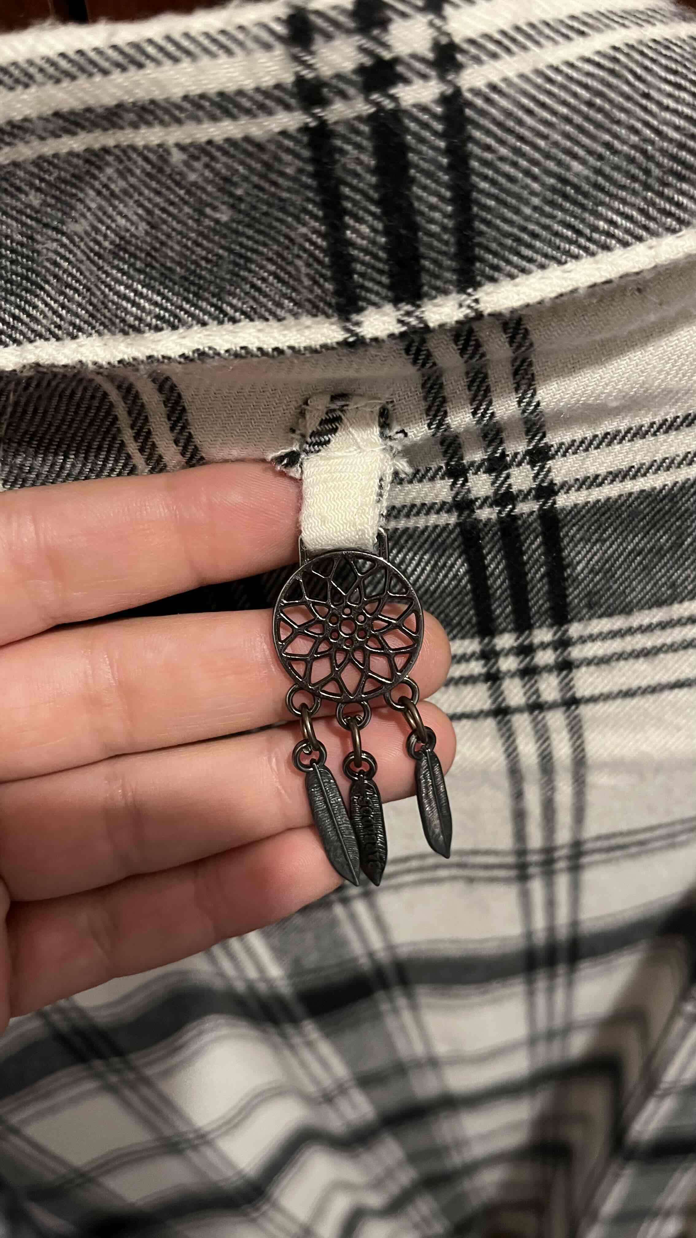 Camisa a cuadros blanco y negro - miniatura 3