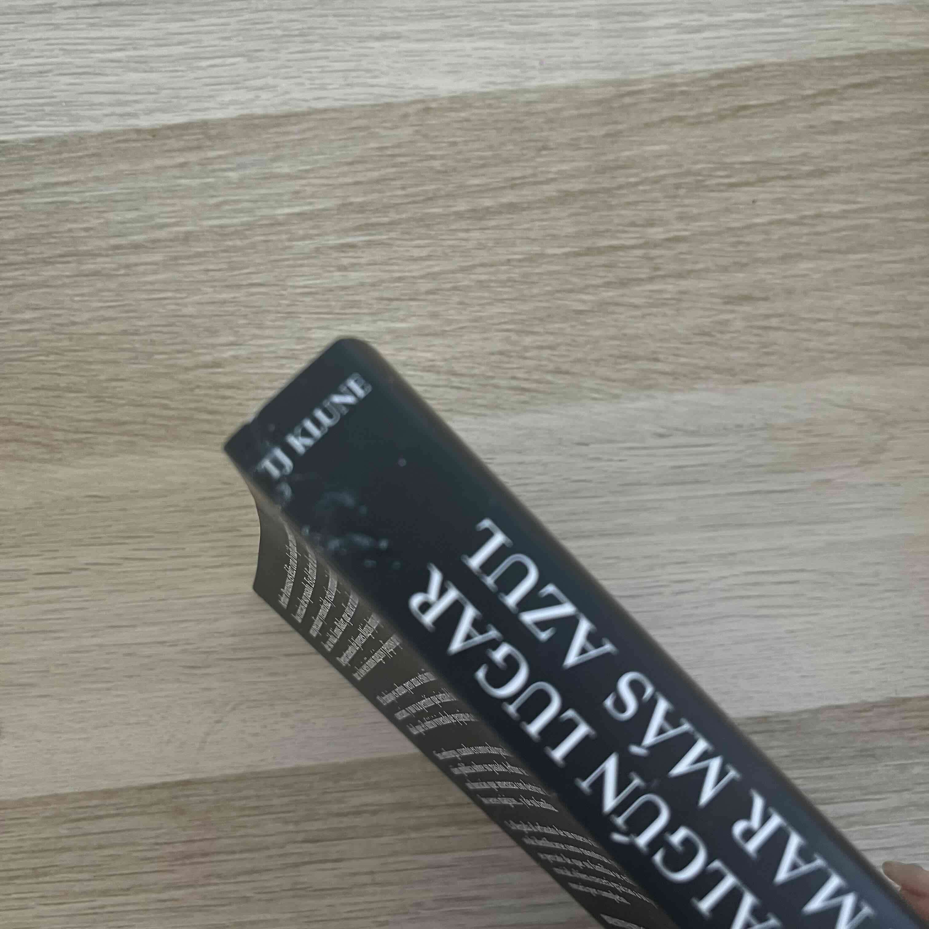 Libro 'En algún lugar del mar más azul' - miniatura 3