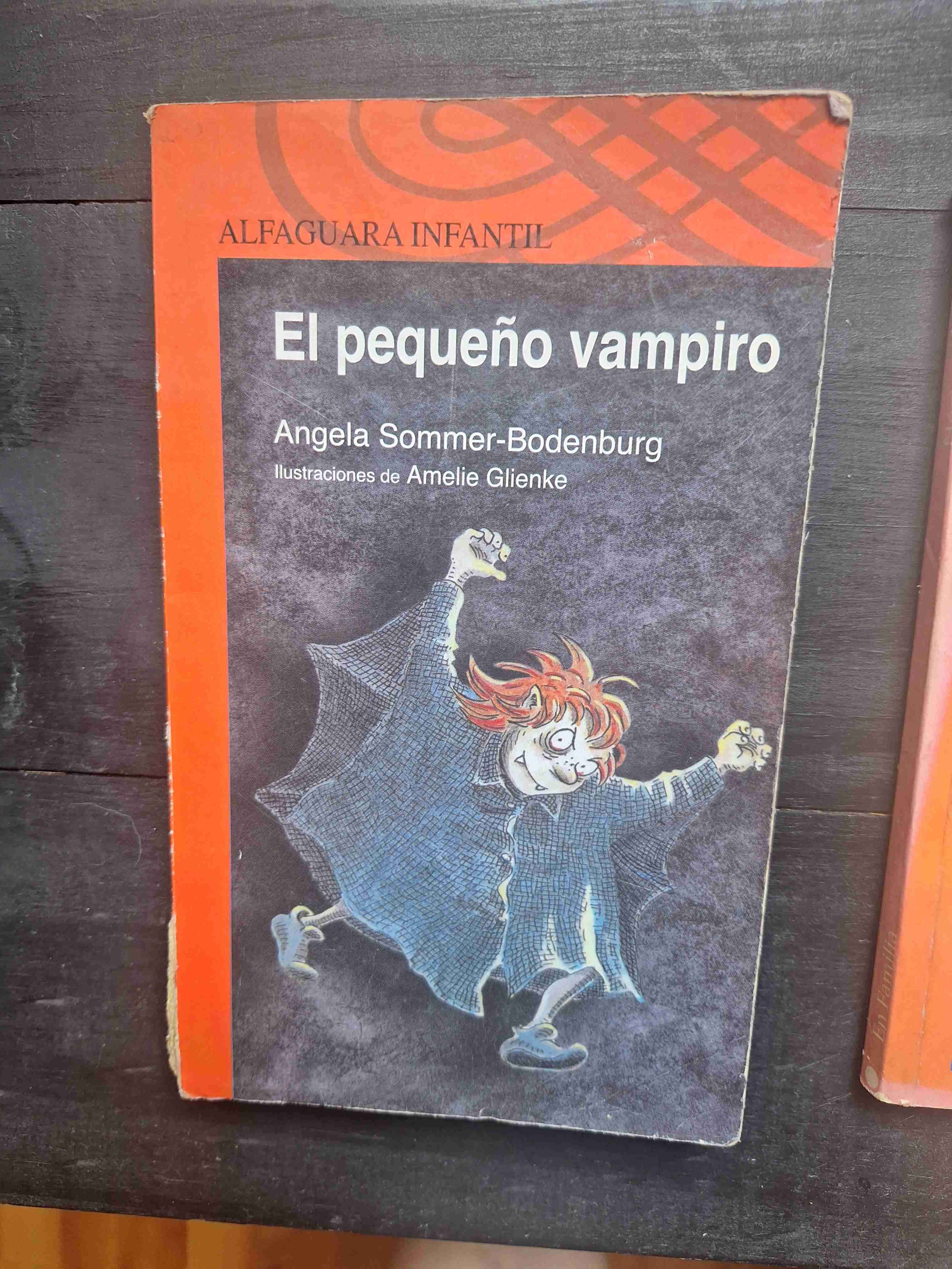 Libro 'El pequeño vampiro'