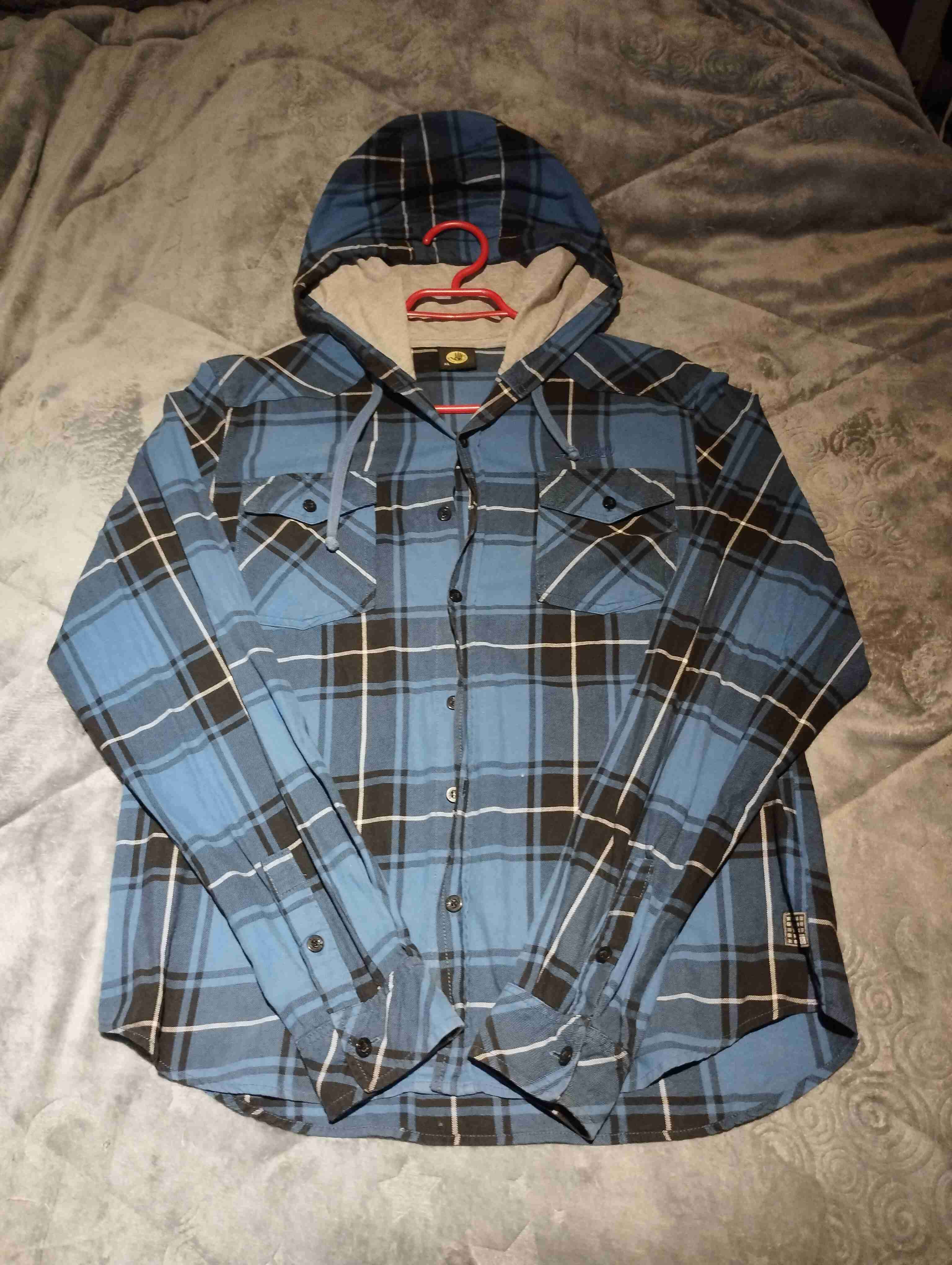 Camisa con capucha cuadros azules