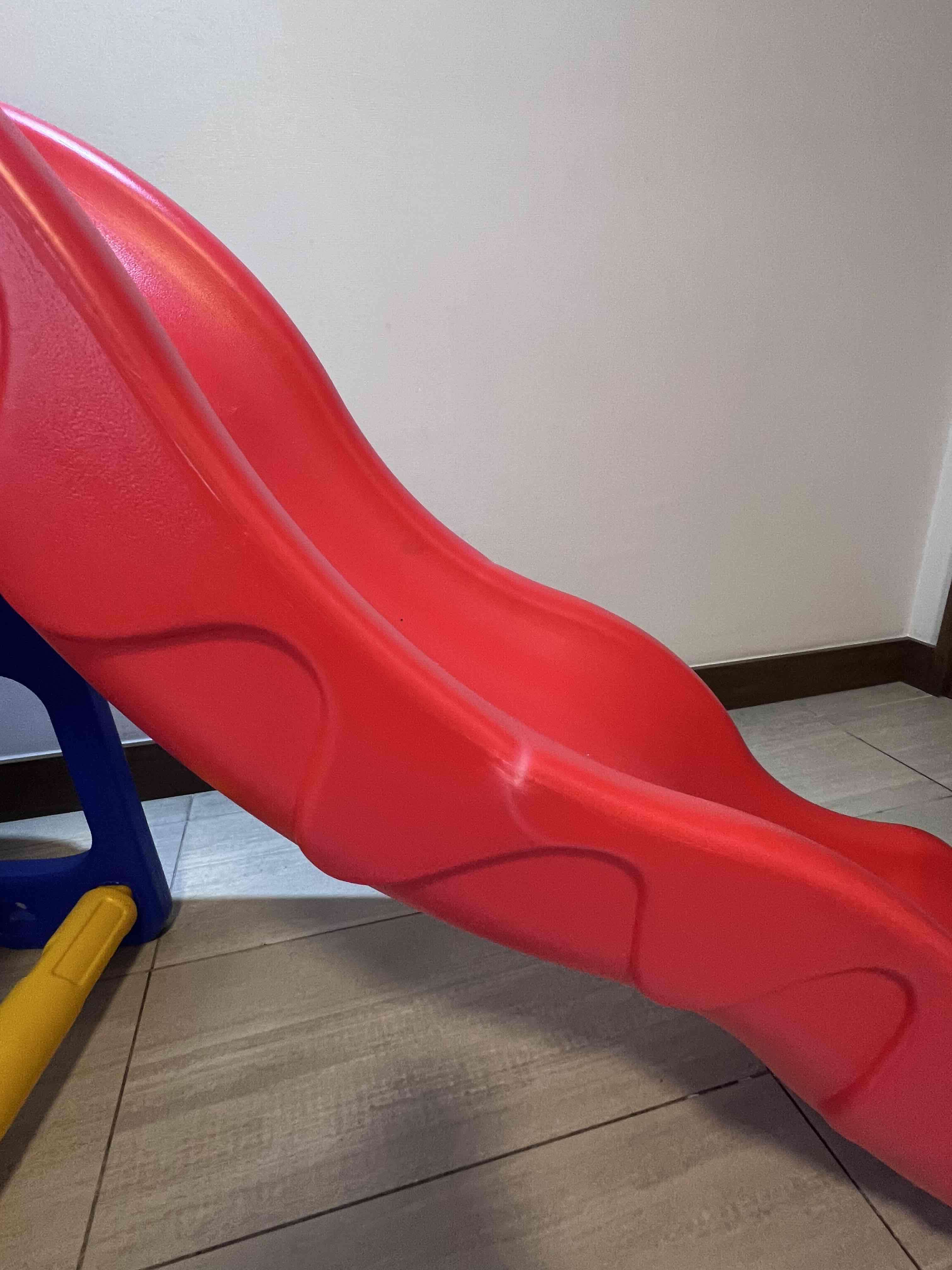 Tobogán infantil con aro de básquet - miniatura 2