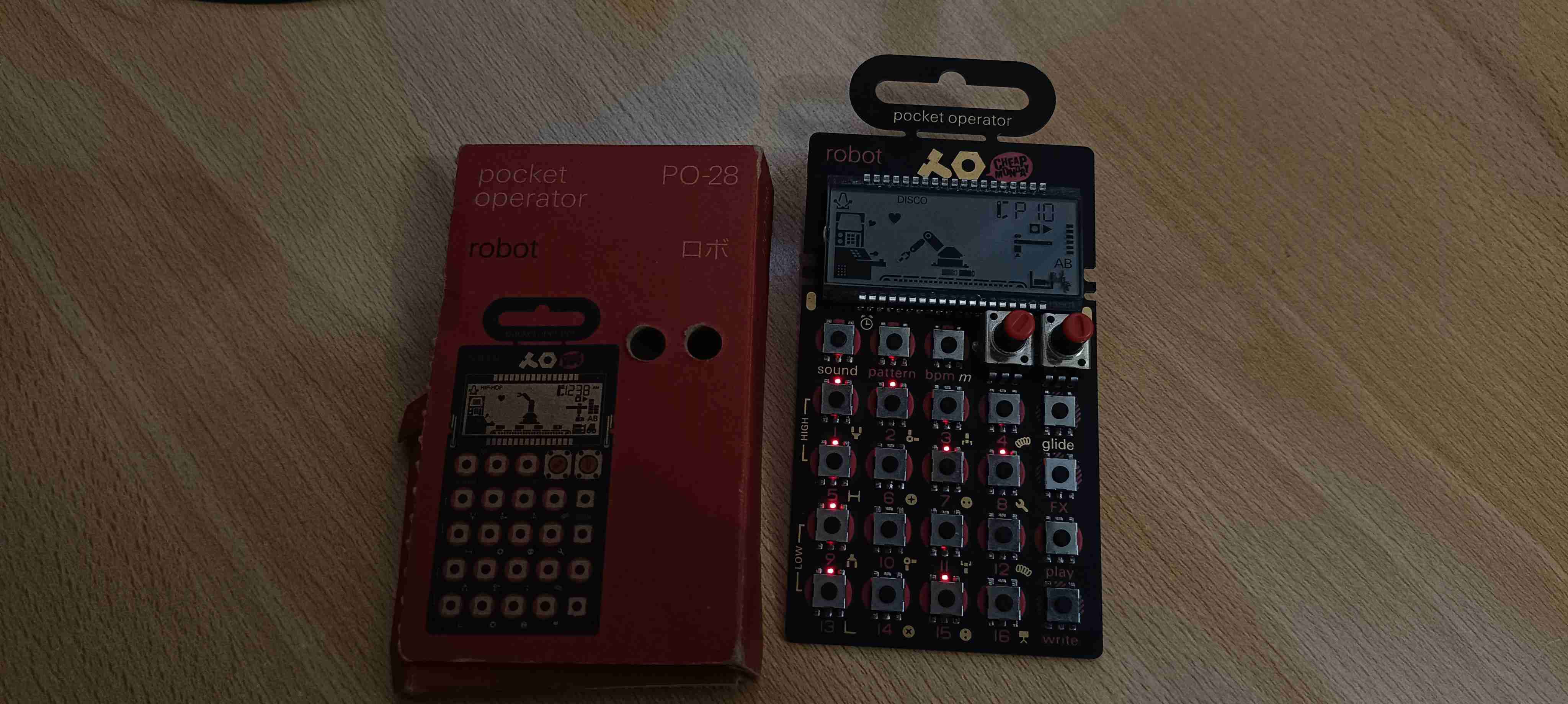 Pocket operator PO-28 robot - miniatura 3