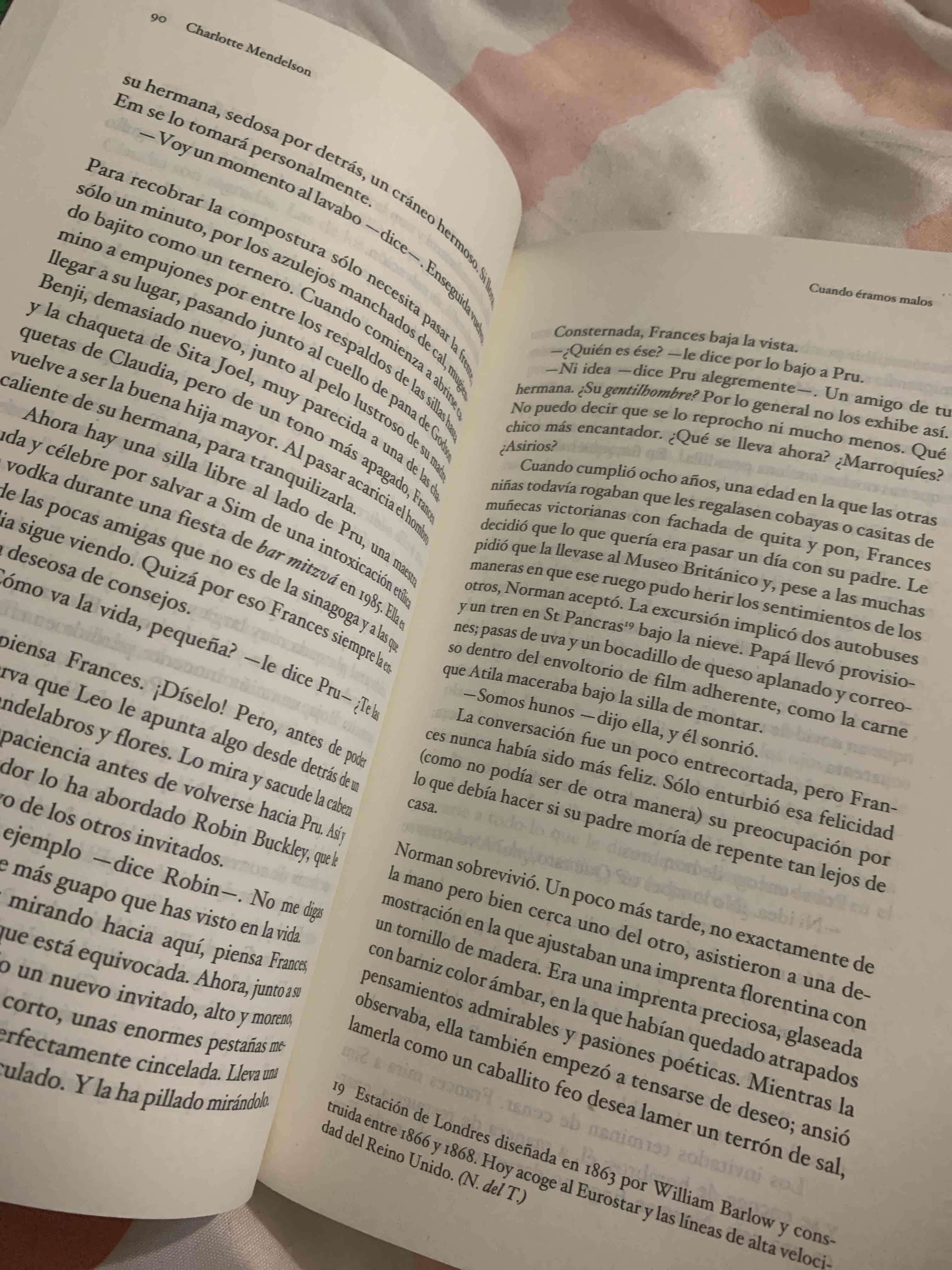 Libro 'Cuando éramos malos' de Charlotte Mendelson - miniatura 2