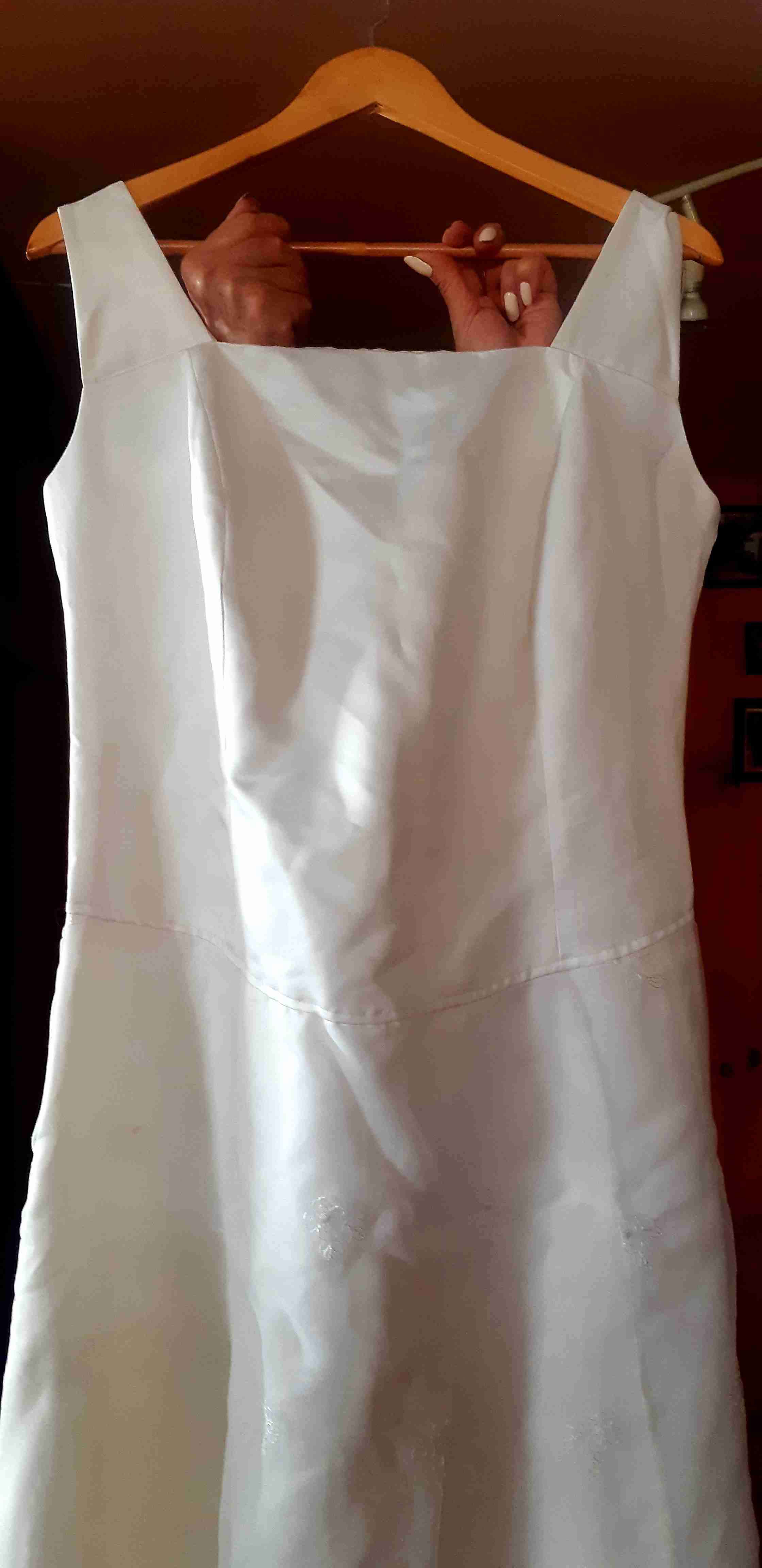 Vestido de novia marfil elegante - miniatura 2