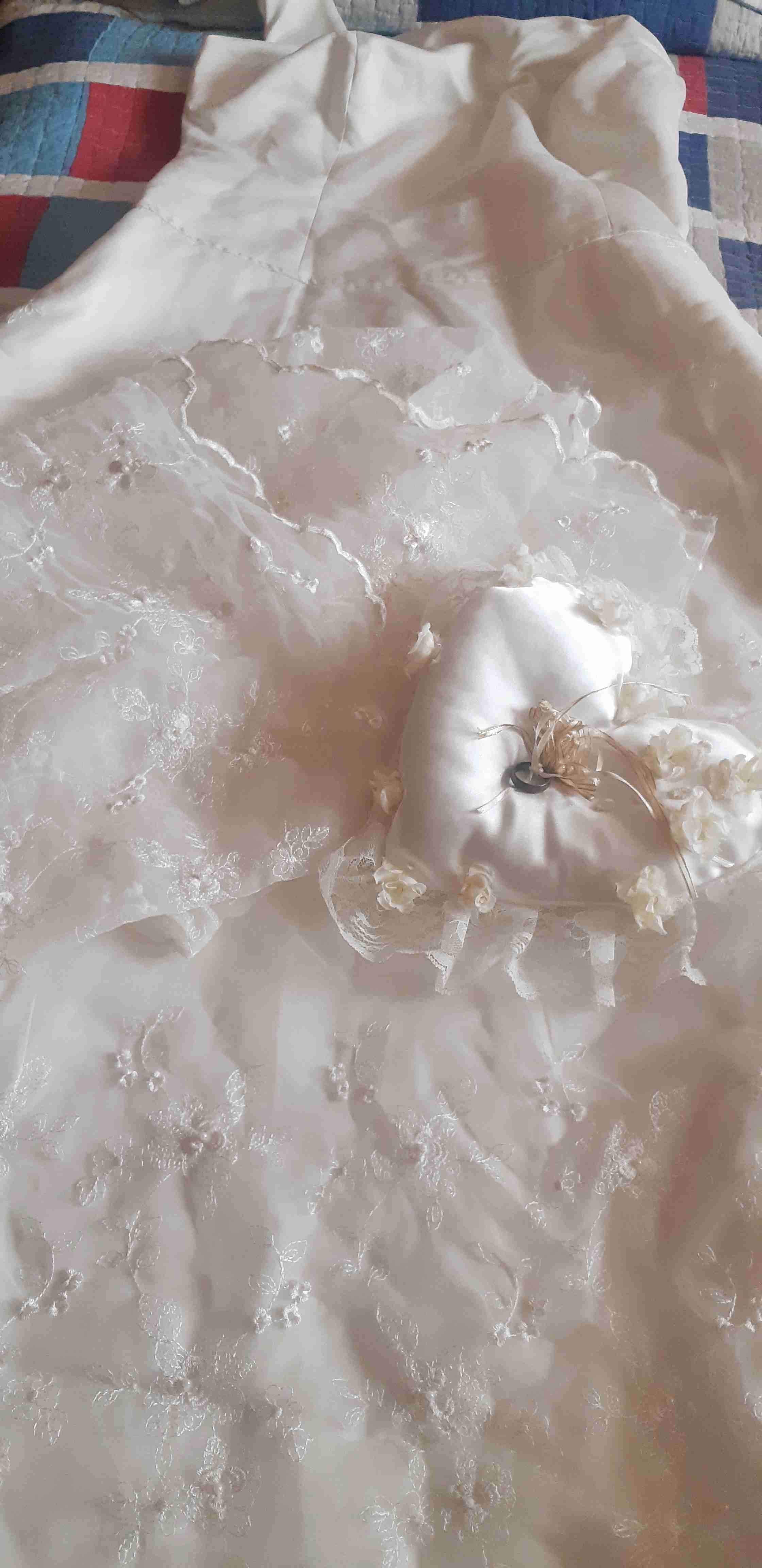 Vestido de novia marfil elegante - miniatura 5