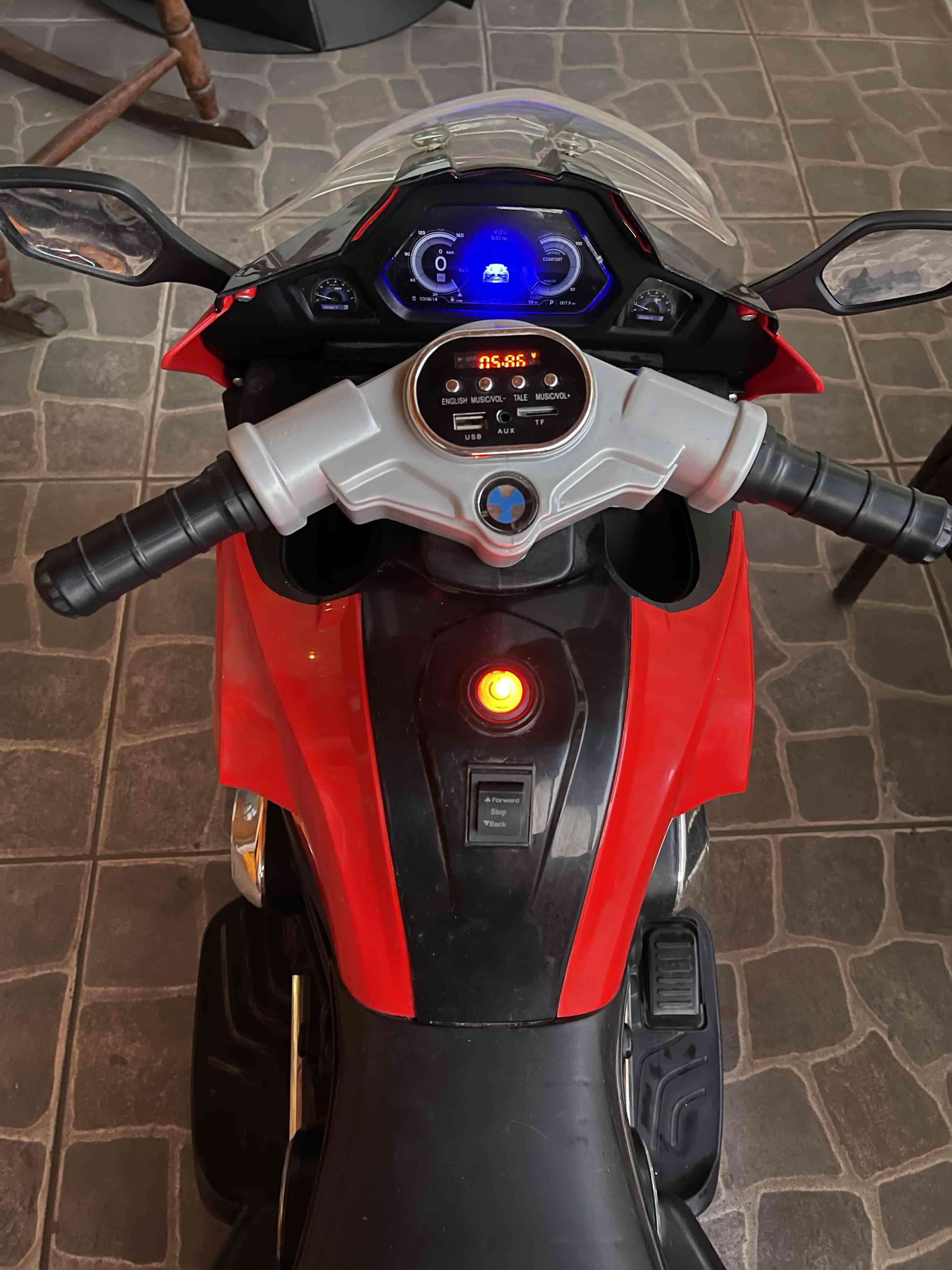 Moto infantil eléctrica roja - miniatura 4