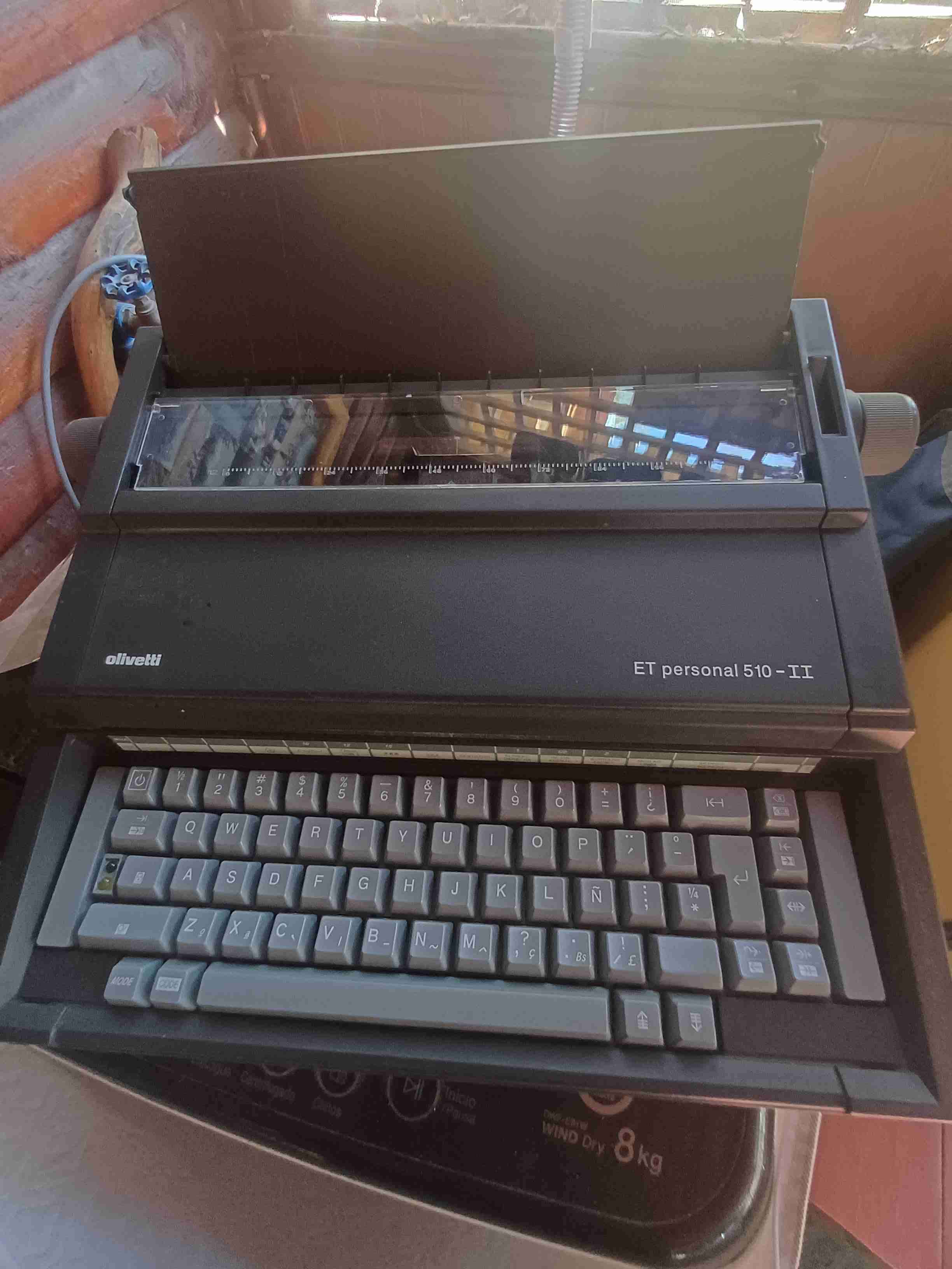 Máquina de escribir electrónica portátil - miniatura 4