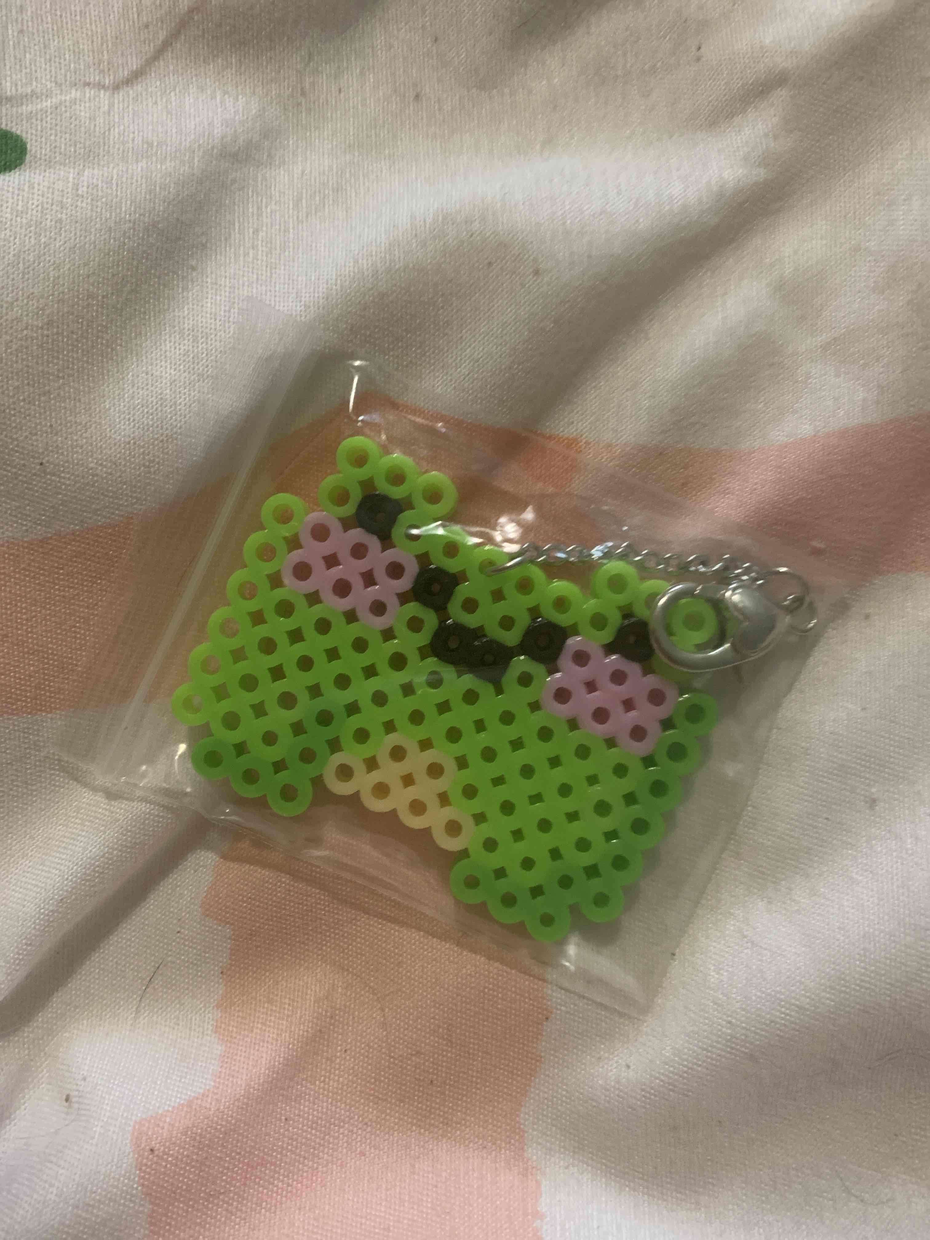 Llavero de mostacillas verde