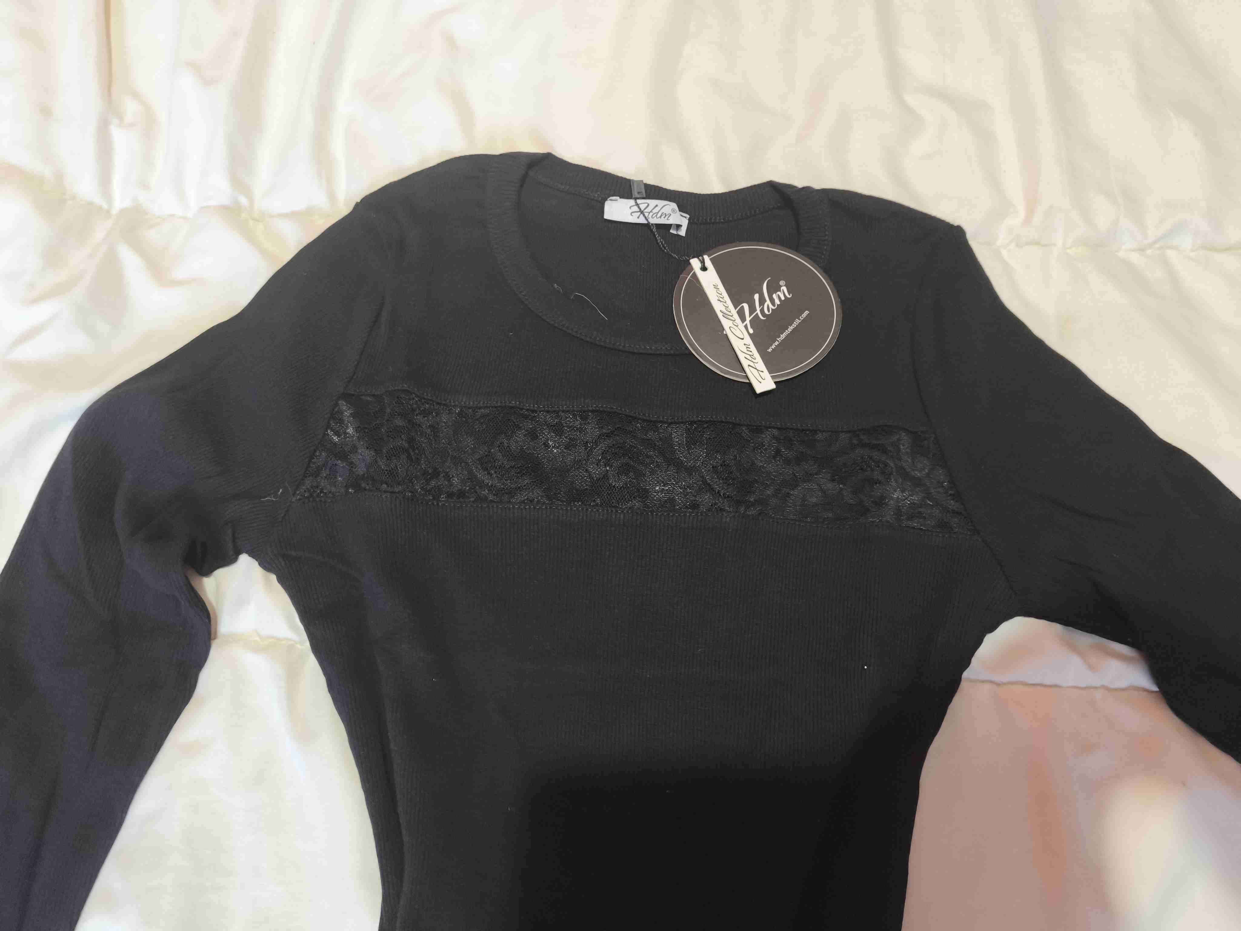 Polera negra de manga larga - miniatura 3