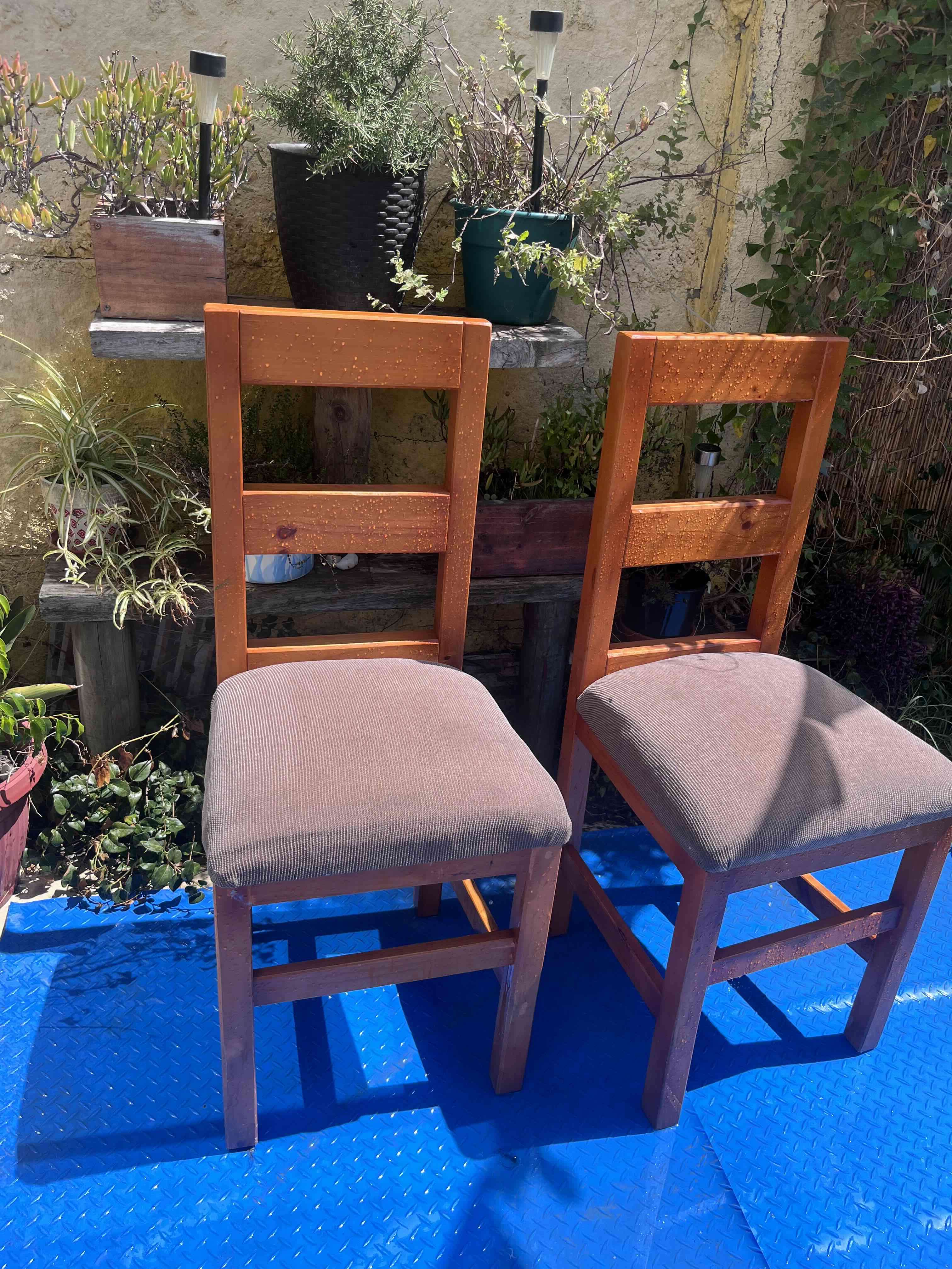 Mesa de madera para comedor + 6 sillas - miniatura 4